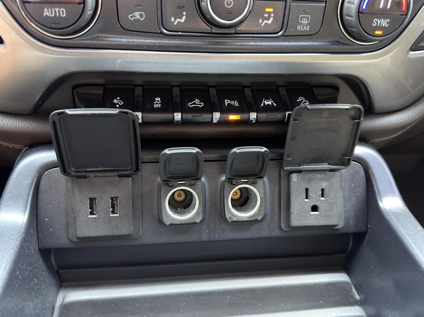 2016 RED /Tan Chevrolet Silverado 1500 LTZ Crew Cab 4WD (3GCUKSECXGG) with an 5.3L V8 engine, Automatic transmission, located at 2990 Old Orchard Rd., Jackson, MO, 63755, 37.354214, -89.612106 - 2016 Chevrolet Silverado 1500 LTZ 127xxx miles 4x4 5.3L V8 Automatic Leather Navigation Power/Heated/Cooled Seats Heated Steering Wheel Backup Camera Sunroof Bluetooth Remote Start Power Running Boards Cruise Power Windows/Locks/Mirrors We have financing available and we accept trade - Photo#31