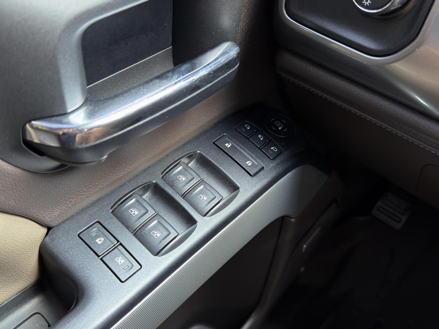 2016 RED /Tan Chevrolet Silverado 1500 LTZ Crew Cab 4WD (3GCUKSECXGG) with an 5.3L V8 engine, Automatic transmission, located at 2990 Old Orchard Rd., Jackson, MO, 63755, 37.354214, -89.612106 - 2016 Chevrolet Silverado 1500 LTZ 127xxx miles 4x4 5.3L V8 Automatic Leather Navigation Power/Heated/Cooled Seats Heated Steering Wheel Backup Camera Sunroof Bluetooth Remote Start Power Running Boards Cruise Power Windows/Locks/Mirrors We have financing available and we accept trade - Photo#33