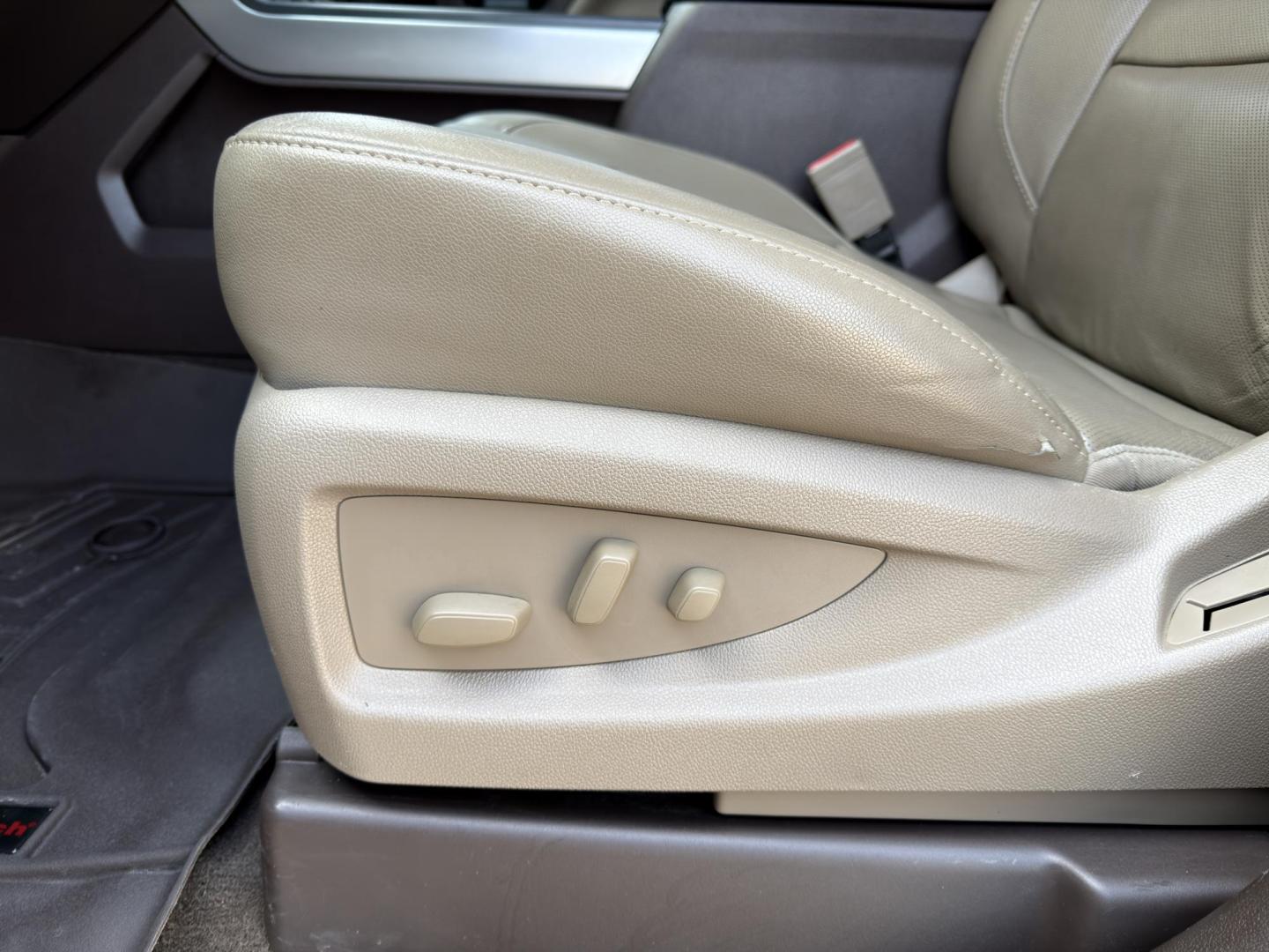 2016 RED /Tan Chevrolet Silverado 1500 LTZ Crew Cab 4WD (3GCUKSECXGG) with an 5.3L V8 engine, Automatic transmission, located at 2990 Old Orchard Rd., Jackson, MO, 63755, 37.354214, -89.612106 - 2016 Chevrolet Silverado 1500 LTZ 127xxx miles 4x4 5.3L V8 Automatic Leather Navigation Power/Heated/Cooled Seats Heated Steering Wheel Backup Camera Sunroof Bluetooth Remote Start Power Running Boards Cruise Power Windows/Locks/Mirrors We have financing available and we accept trade - Photo#7