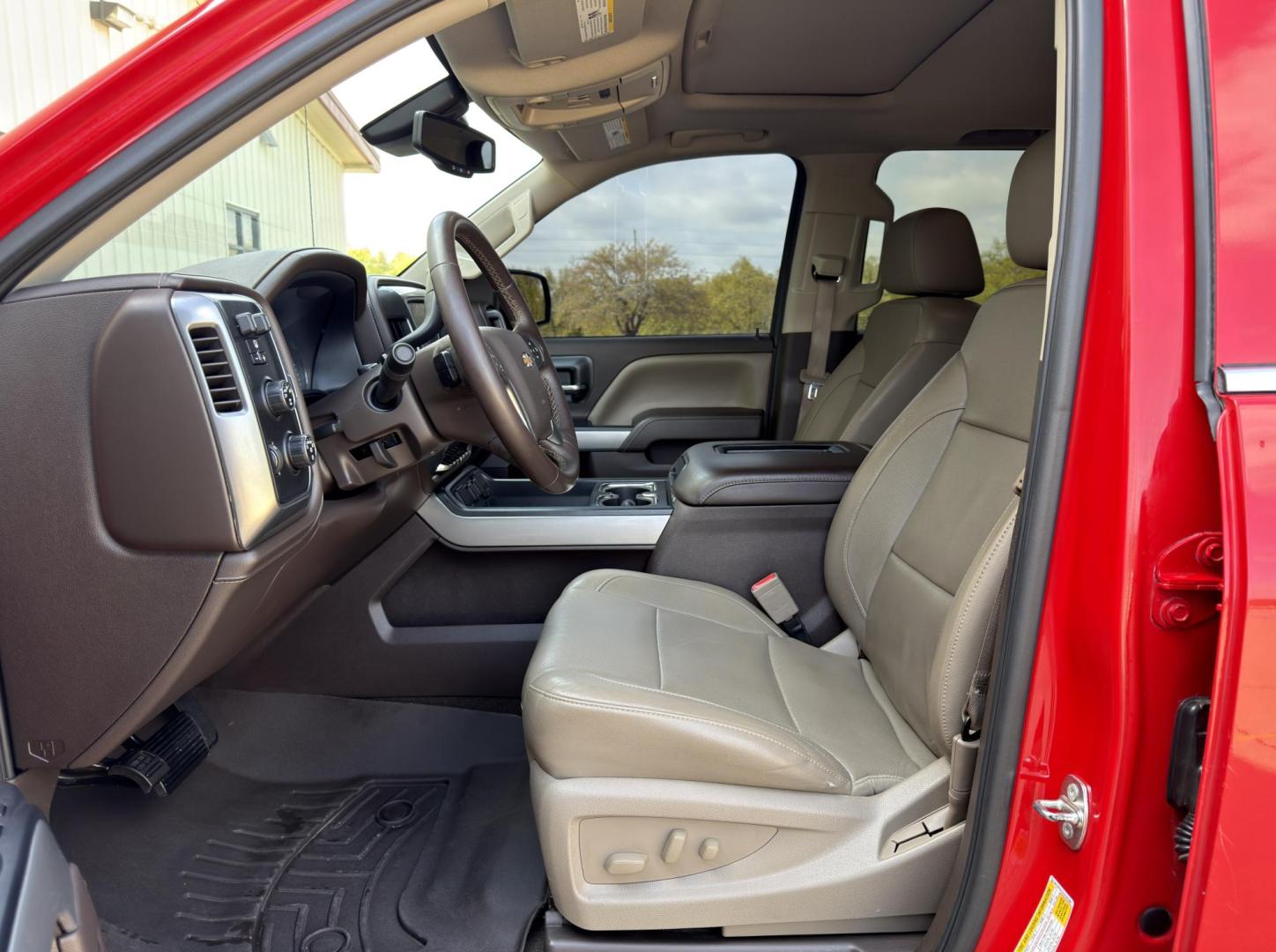 2016 RED /Tan Chevrolet Silverado 1500 LTZ Crew Cab 4WD (3GCUKSECXGG) with an 5.3L V8 engine, Automatic transmission, located at 2990 Old Orchard Rd., Jackson, MO, 63755, 37.354214, -89.612106 - 2016 Chevrolet Silverado 1500 LTZ 127xxx miles 4x4 5.3L V8 Automatic Leather Navigation Power/Heated/Cooled Seats Heated Steering Wheel Backup Camera Sunroof Bluetooth Remote Start Power Running Boards Cruise Power Windows/Locks/Mirrors We have financing available and we accept trade - Photo#18