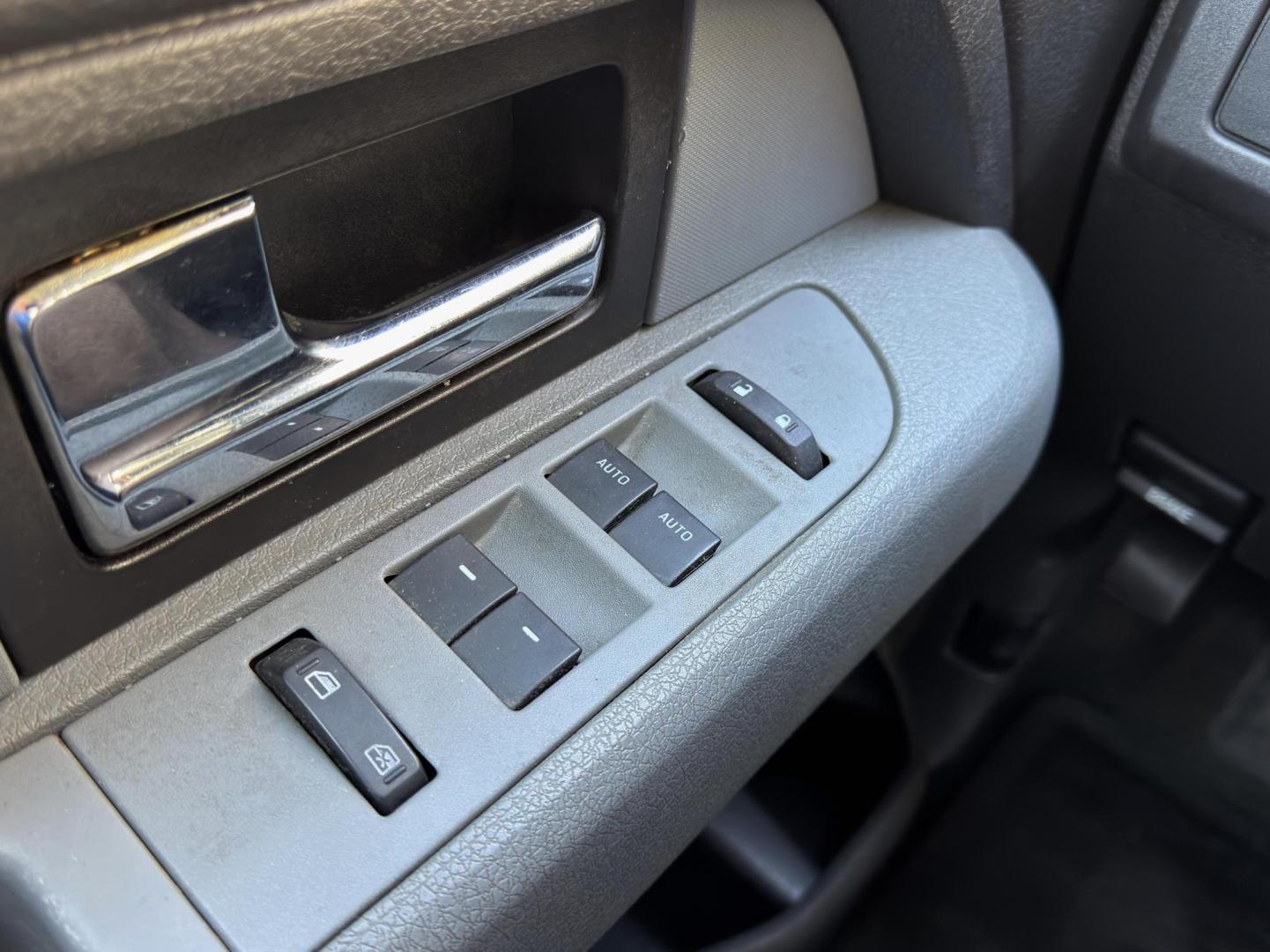 2014 SILVER /Gray Ford F-150 XLT SuperCrew 5.5-ft. Bed 4WD (1FTFW1EFXEK) with an 5.0L V8 engine, Automatic transmission, located at 2990 Old Orchard Rd., Jackson, MO, 63755, 37.354214, -89.612106 - 2014 Ford F-150 XLT 264xxx miles 4x4 5.0L V8 Automatic Backup Camera Power Driver Seat Bluetooth Cruise Power Windows/Locks/Mirrors We have financing available and we accept trades! Fill out a credit application on our website or come by today! If you have any questions, give us a call at - Photo#30