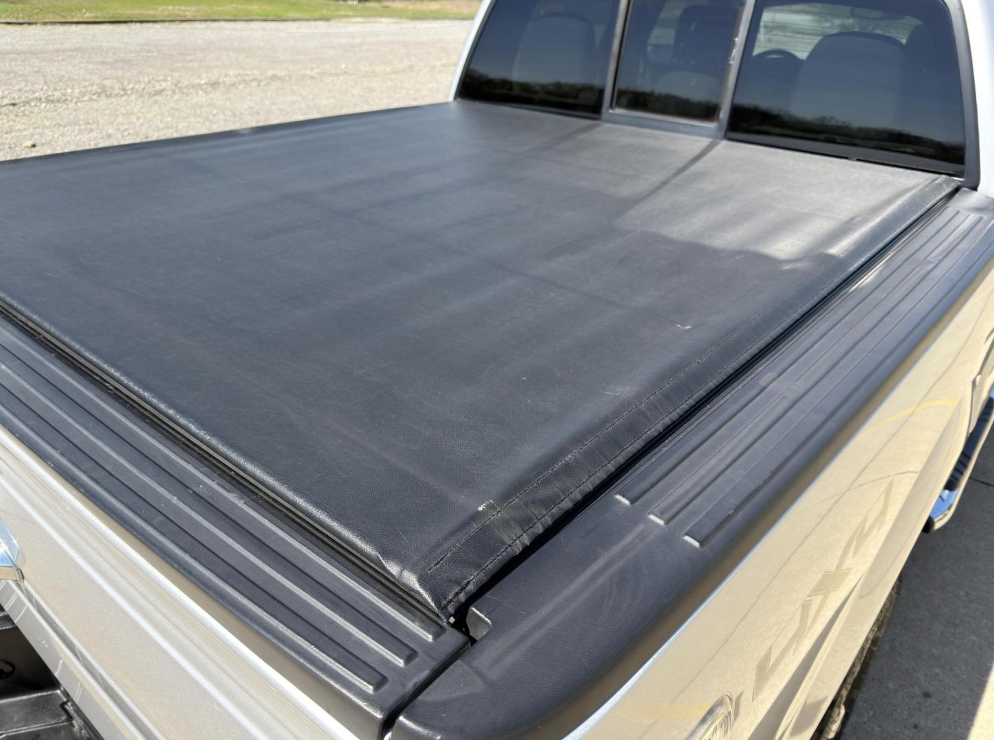 2014 SILVER /Gray Ford F-150 XLT SuperCrew 5.5-ft. Bed 4WD (1FTFW1EFXEK) with an 5.0L V8 engine, Automatic transmission, located at 2990 Old Orchard Rd., Jackson, MO, 63755, 37.354214, -89.612106 - 2014 Ford F-150 XLT 264xxx miles 4x4 5.0L V8 Automatic Backup Camera Power Driver Seat Bluetooth Cruise Power Windows/Locks/Mirrors We have financing available and we accept trades! Fill out a credit application on our website or come by today! If you have any questions, give us a call at - Photo#20