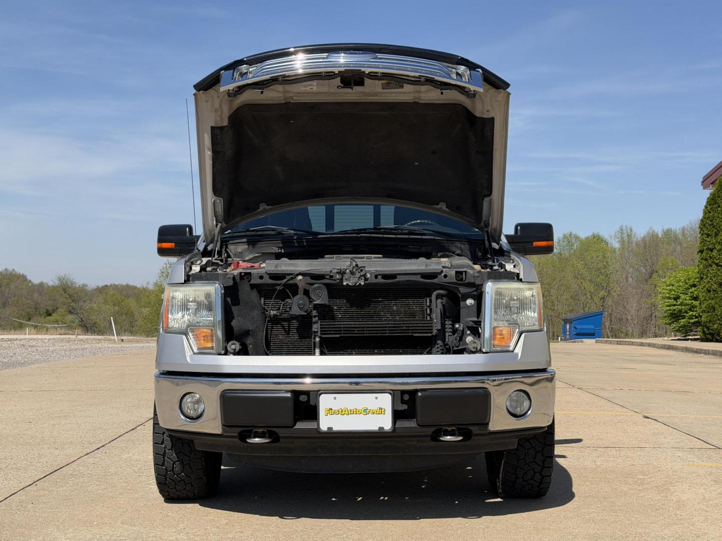 2014 SILVER /Gray Ford F-150 XLT SuperCrew 5.5-ft. Bed 4WD (1FTFW1EFXEK) with an 5.0L V8 engine, Automatic transmission, located at 2990 Old Orchard Rd., Jackson, MO, 63755, 37.354214, -89.612106 - 2014 Ford F-150 XLT 264xxx miles 4x4 5.0L V8 Automatic Backup Camera Power Driver Seat Bluetooth Cruise Power Windows/Locks/Mirrors We have financing available and we accept trades! Fill out a credit application on our website or come by today! If you have any questions, give us a call at - Photo#34