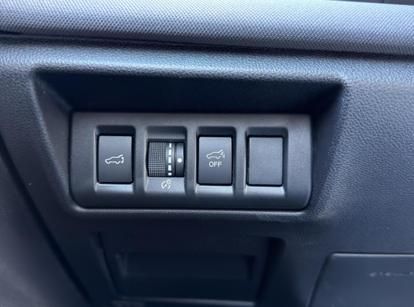 2022 GRAY /Gray Subaru Outback Premium (4S4BTAFCXN3) with an 2.5L 4 Cyl. engine, CVT transmission, located at 2990 Old Orchard Rd., Jackson, MO, 63755, 37.354214, -89.612106 - 2022 Subaru Outback Premium 1-Owner 141xxx miles All Wheel Drive 2.5L 4 Cyl. Automatic Navigation Backup Camera Power Driver Seat Heated Seats Sunroof Bluetooth Cruise Power Windows/Locks/Mirrors We have financing available and we accept trades! Fill out a credit application on our web - Photo#32