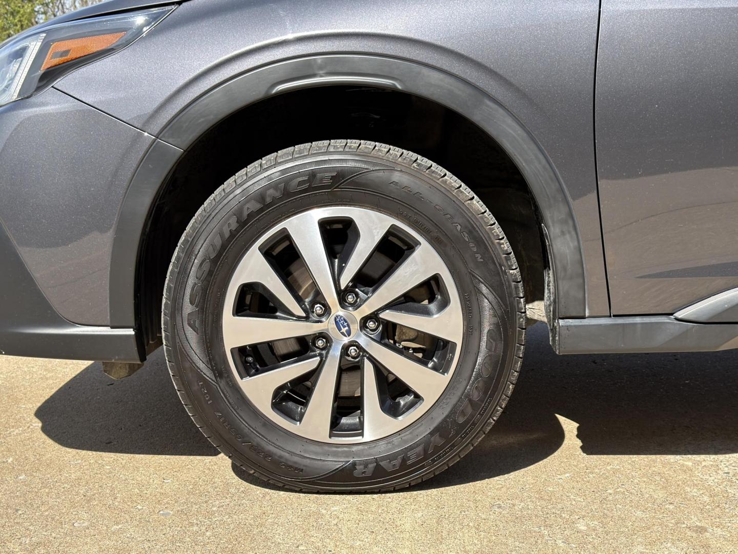 2022 GRAY /Gray Subaru Outback Premium (4S4BTAFCXN3) with an 2.5L 4 Cyl. engine, CVT transmission, located at 2990 Old Orchard Rd., Jackson, MO, 63755, 37.354214, -89.612106 - 2022 Subaru Outback Premium 1-Owner 141xxx miles All Wheel Drive 2.5L 4 Cyl. Automatic Navigation Backup Camera Power Driver Seat Heated Seats Sunroof Bluetooth Cruise Power Windows/Locks/Mirrors We have financing available and we accept trades! Fill out a credit application on our web - Photo#39