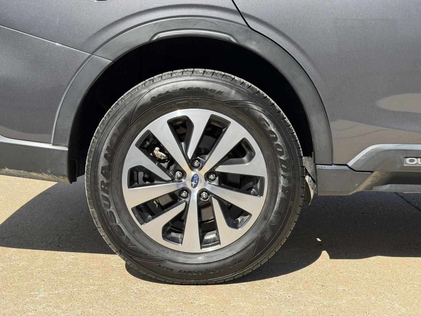 2022 GRAY /Gray Subaru Outback Premium (4S4BTAFCXN3) with an 2.5L 4 Cyl. engine, CVT transmission, located at 2990 Old Orchard Rd., Jackson, MO, 63755, 37.354214, -89.612106 - 2022 Subaru Outback Premium 1-Owner 141xxx miles All Wheel Drive 2.5L 4 Cyl. Automatic Navigation Backup Camera Power Driver Seat Heated Seats Sunroof Bluetooth Cruise Power Windows/Locks/Mirrors We have financing available and we accept trades! Fill out a credit application on our web - Photo#41