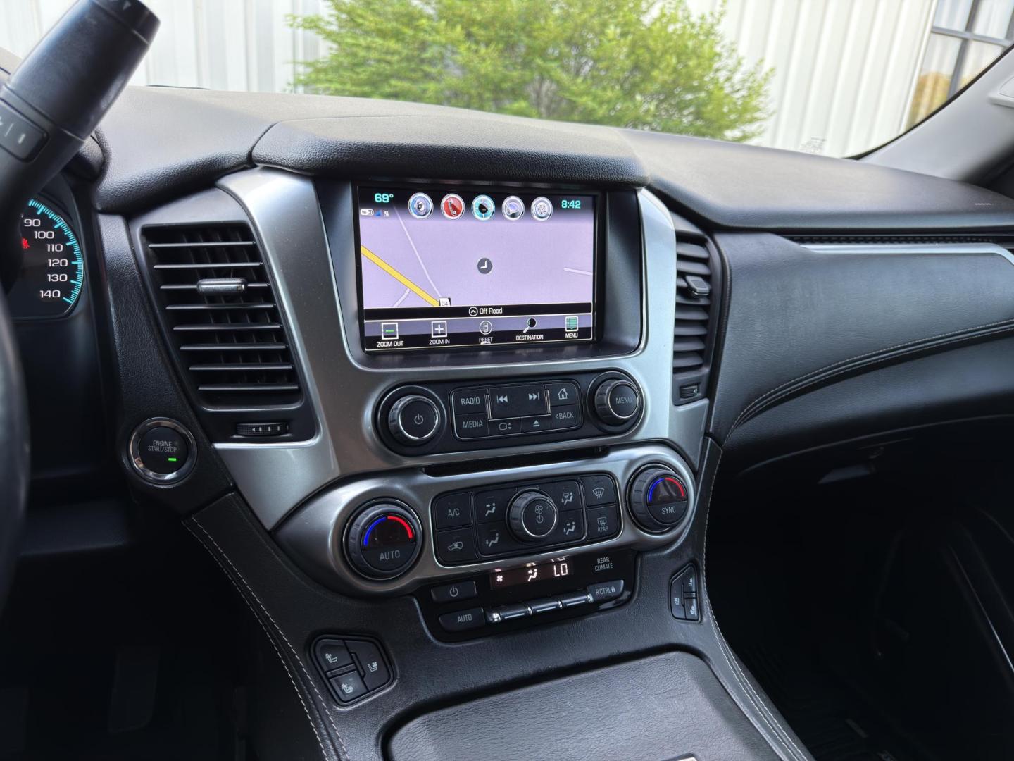 2019 GRAY /Brown Chevrolet Tahoe Premier 4WD (1GNSKCKJ7KR) with an 6.2L V8 engine, Automatic transmission, located at 2990 Old Orchard Rd., Jackson, MO, 63755, 37.354214, -89.612106 - 2019 Chevrolet Tahoe 1500 Premier 148xxx miles 4 Wheel Drive 6.2L V8 Automatic Leather 3rd Row Rear Entertainment Navigation Power/Heated/Cooled Seats Heated Rear Seats Heated Steering Wheel Backup Camera Power Running Boards Sunroof Bluetooth Heads Up Display Remote Start Cruise - Photo#37