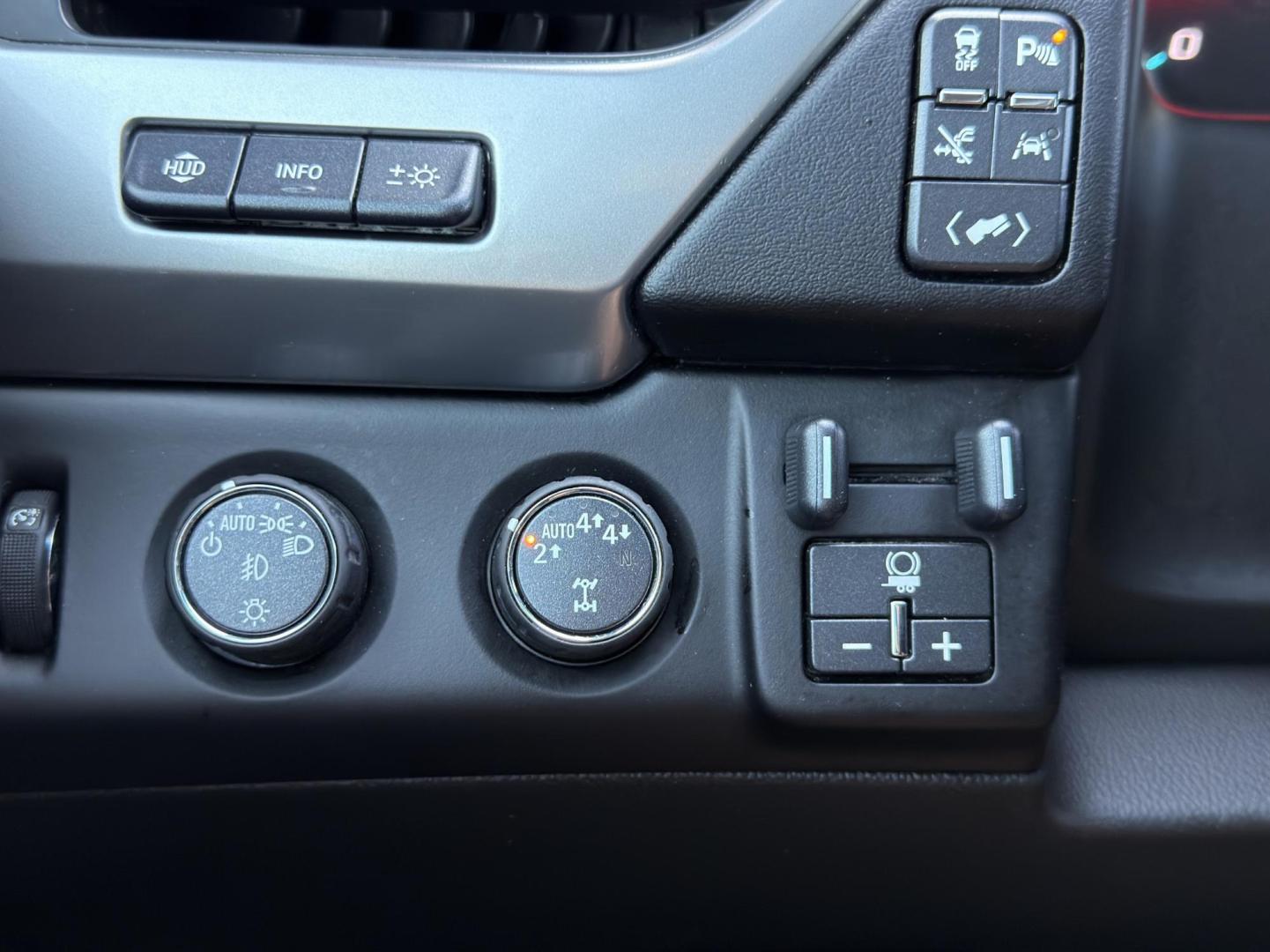 2019 GRAY /Brown Chevrolet Tahoe Premier 4WD (1GNSKCKJ7KR) with an 6.2L V8 engine, Automatic transmission, located at 2990 Old Orchard Rd., Jackson, MO, 63755, 37.354214, -89.612106 - 2019 Chevrolet Tahoe 1500 Premier 148xxx miles 4 Wheel Drive 6.2L V8 Automatic Leather 3rd Row Rear Entertainment Navigation Power/Heated/Cooled Seats Heated Rear Seats Heated Steering Wheel Backup Camera Power Running Boards Sunroof Bluetooth Heads Up Display Remote Start Cruise - Photo#2