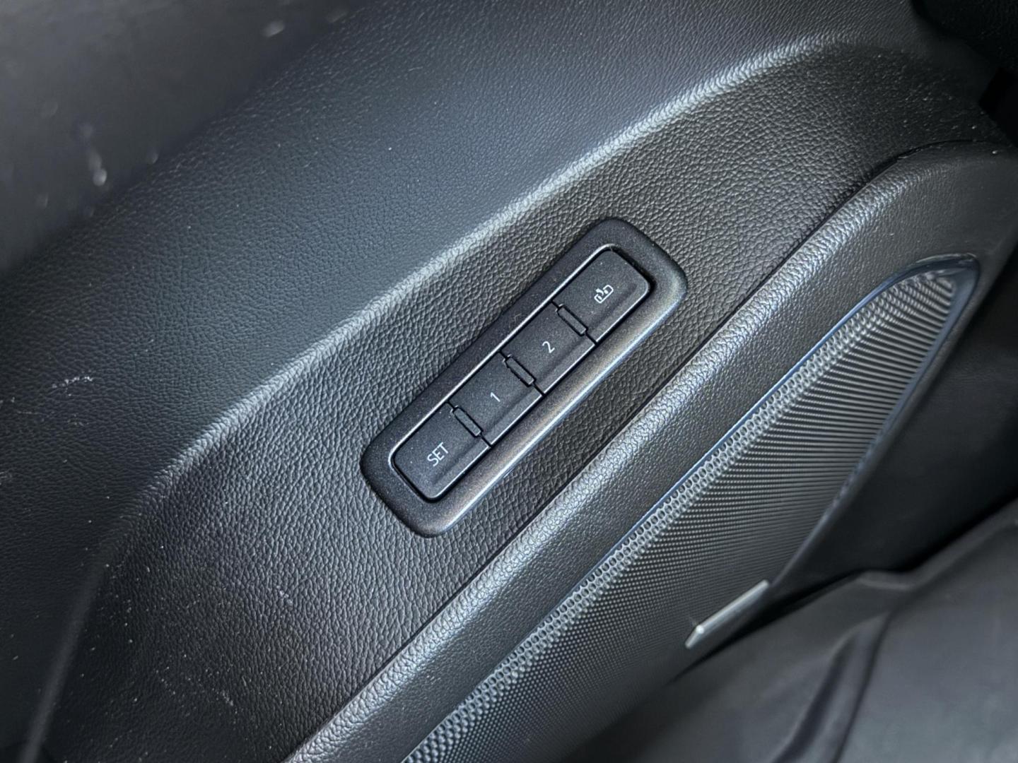 2019 GRAY /Brown Chevrolet Tahoe Premier 4WD (1GNSKCKJ7KR) with an 6.2L V8 engine, Automatic transmission, located at 2990 Old Orchard Rd., Jackson, MO, 63755, 37.354214, -89.612106 - 2019 Chevrolet Tahoe 1500 Premier 148xxx miles 4 Wheel Drive 6.2L V8 Automatic Leather 3rd Row Rear Entertainment Navigation Power/Heated/Cooled Seats Heated Rear Seats Heated Steering Wheel Backup Camera Power Running Boards Sunroof Bluetooth Heads Up Display Remote Start Cruise - Photo#41