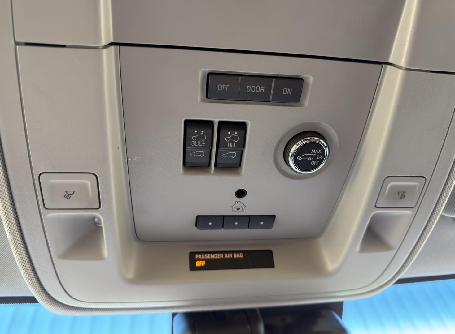 2019 GRAY /Brown Chevrolet Tahoe Premier 4WD (1GNSKCKJ7KR) with an 6.2L V8 engine, Automatic transmission, located at 2990 Old Orchard Rd., Jackson, MO, 63755, 37.354214, -89.612106 - 2019 Chevrolet Tahoe 1500 Premier 148xxx miles 4 Wheel Drive 6.2L V8 Automatic Leather 3rd Row Rear Entertainment Navigation Power/Heated/Cooled Seats Heated Rear Seats Heated Steering Wheel Backup Camera Power Running Boards Sunroof Bluetooth Heads Up Display Remote Start Cruise - Photo#42