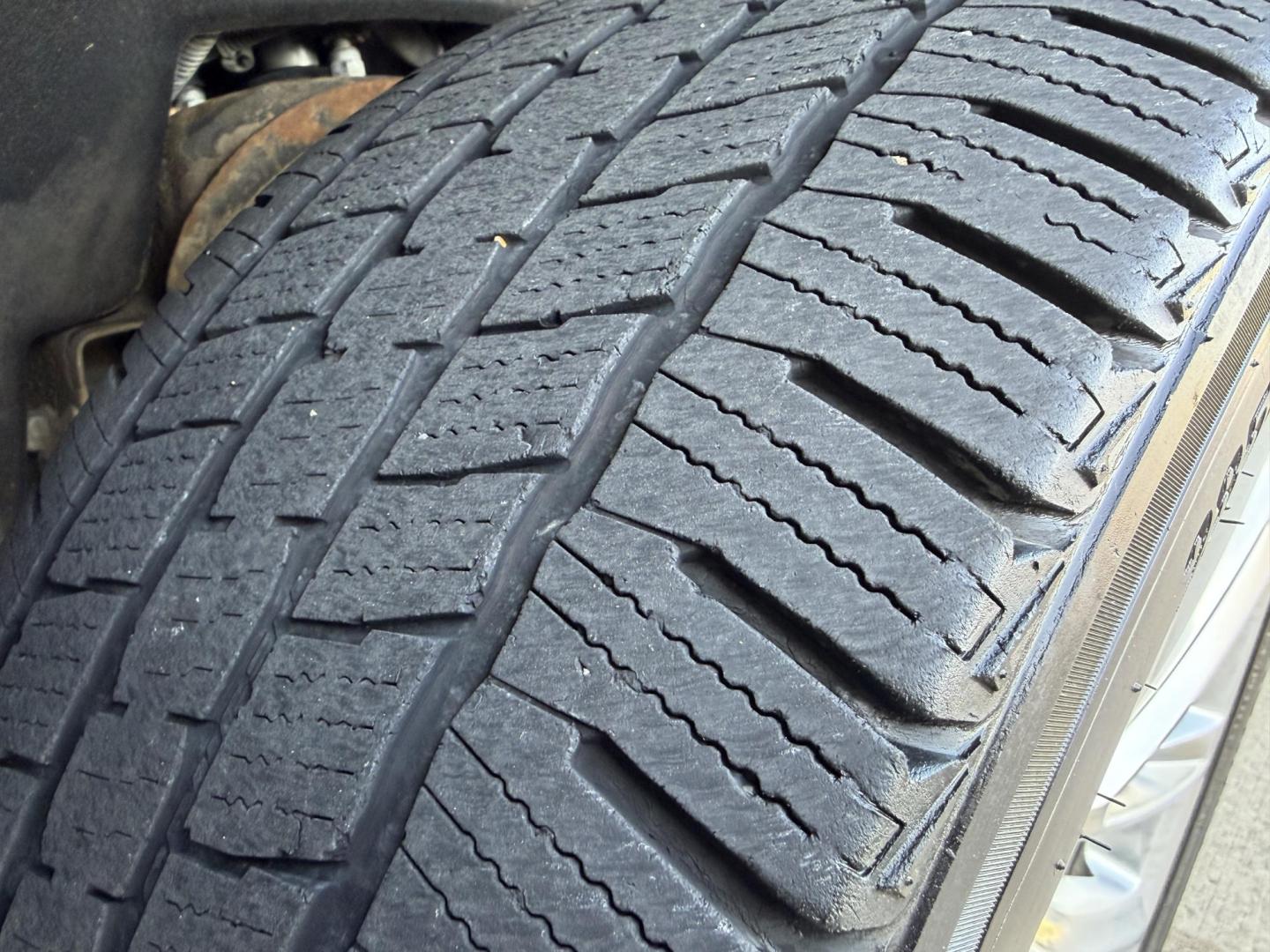 2019 GRAY /Brown Chevrolet Tahoe Premier 4WD (1GNSKCKJ7KR) with an 6.2L V8 engine, Automatic transmission, located at 2990 Old Orchard Rd., Jackson, MO, 63755, 37.354214, -89.612106 - 2019 Chevrolet Tahoe 1500 Premier 148xxx miles 4 Wheel Drive 6.2L V8 Automatic Leather 3rd Row Rear Entertainment Navigation Power/Heated/Cooled Seats Heated Rear Seats Heated Steering Wheel Backup Camera Power Running Boards Sunroof Bluetooth Heads Up Display Remote Start Cruise - Photo#46