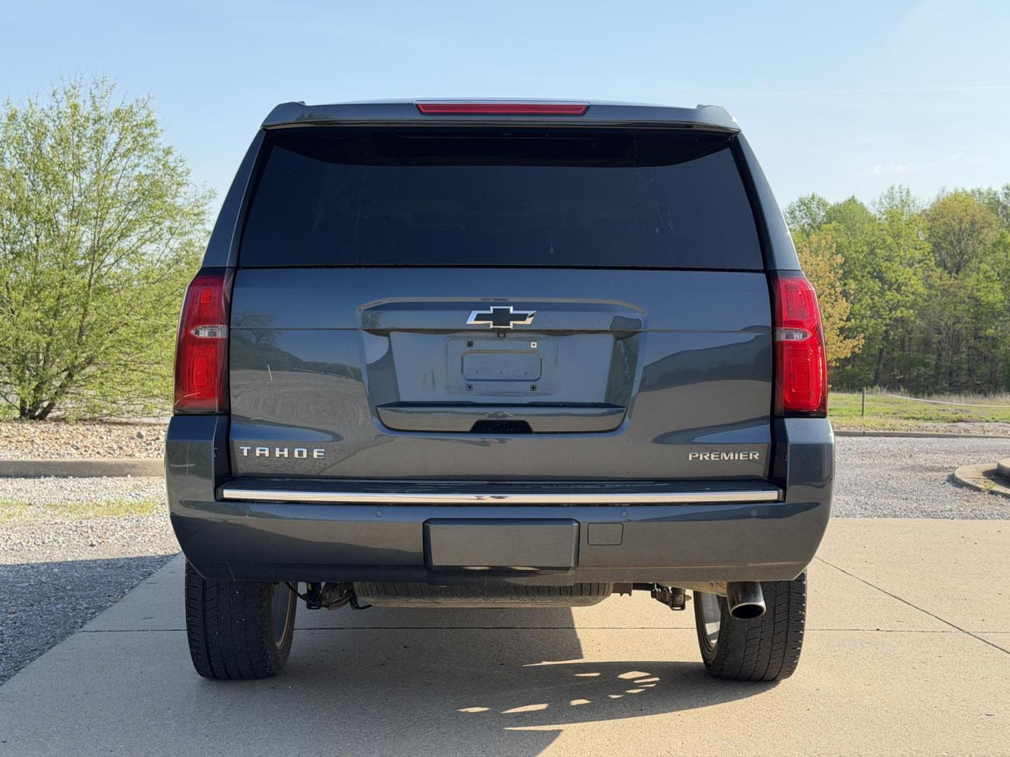 2019 GRAY /Brown Chevrolet Tahoe Premier 4WD (1GNSKCKJ7KR) with an 6.2L V8 engine, Automatic transmission, located at 2990 Old Orchard Rd., Jackson, MO, 63755, 37.354214, -89.612106 - 2019 Chevrolet Tahoe 1500 Premier 148xxx miles 4 Wheel Drive 6.2L V8 Automatic Leather 3rd Row Rear Entertainment Navigation Power/Heated/Cooled Seats Heated Rear Seats Heated Steering Wheel Backup Camera Power Running Boards Sunroof Bluetooth Heads Up Display Remote Start Cruise - Photo#17