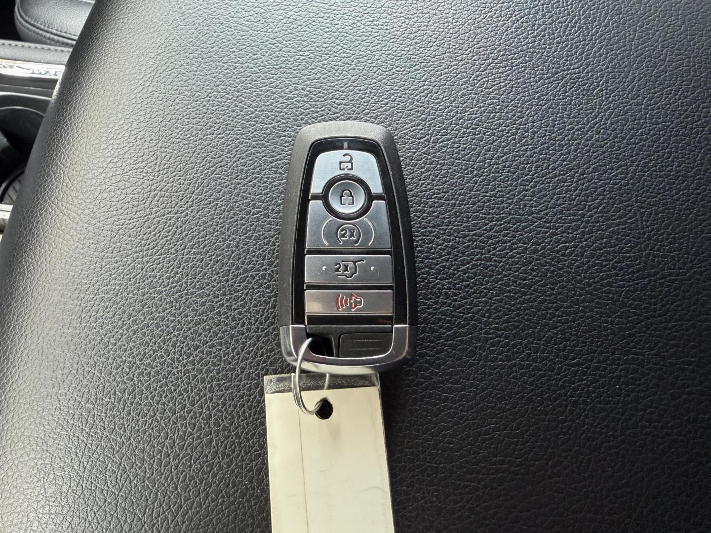 2020 RED /Black Ford Expedition Limited 4WD (1FMJU2AT2LE) with an 3.5L V6 engine, Automatic transmission, located at 2990 Old Orchard Rd., Jackson, MO, 63755, 37.354214, -89.612106 - 2020 Ford Expedition Limited 1-Owner 149xxx miles 4 Wheel Drive 3.5L V6 Automatic Leather 3rd Row Navigation Power/Heated/Cooled Seats Heated Rear Seats Heated Steering Wheel Backup Camera Sunroof Power Running Boards Bluetooth Remote Start Cruise Power Windows/Locks/Mirrors We ha - Photo#9