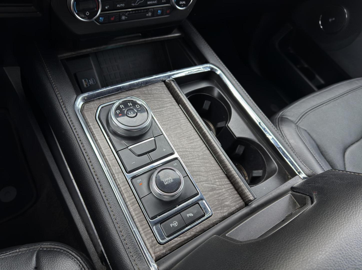 2020 RED /Black Ford Expedition Limited 4WD (1FMJU2AT2LE) with an 3.5L V6 engine, Automatic transmission, located at 2990 Old Orchard Rd., Jackson, MO, 63755, 37.354214, -89.612106 - 2020 Ford Expedition Limited 1-Owner 149xxx miles 4 Wheel Drive 3.5L V6 Automatic Leather 3rd Row Navigation Power/Heated/Cooled Seats Heated Rear Seats Heated Steering Wheel Backup Camera Sunroof Power Running Boards Bluetooth Remote Start Cruise Power Windows/Locks/Mirrors We ha - Photo#33