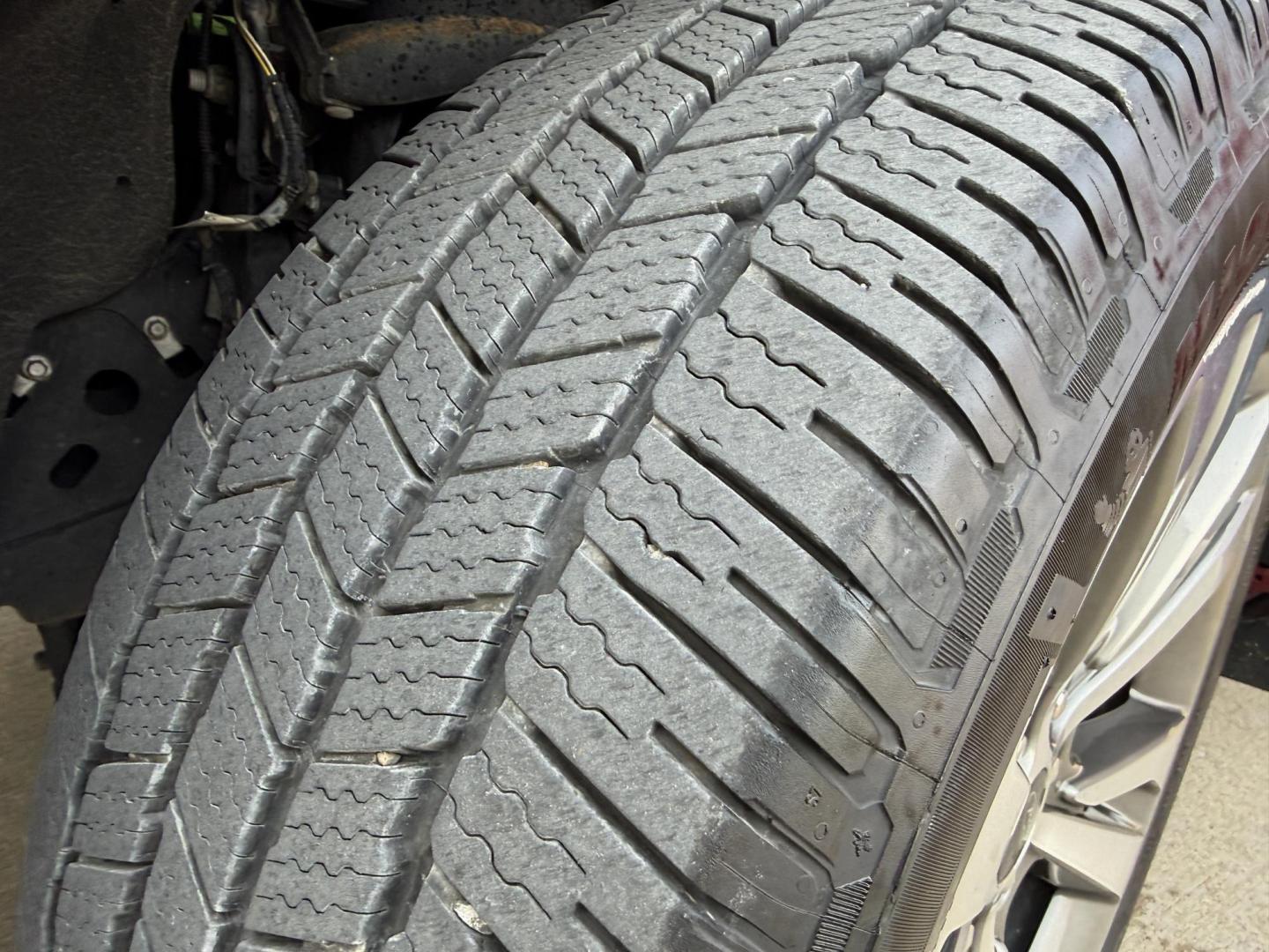 2020 RED /Black Ford Expedition Limited 4WD (1FMJU2AT2LE) with an 3.5L V6 engine, Automatic transmission, located at 2990 Old Orchard Rd., Jackson, MO, 63755, 37.354214, -89.612106 - 2020 Ford Expedition Limited 1-Owner 149xxx miles 4 Wheel Drive 3.5L V6 Automatic Leather 3rd Row Navigation Power/Heated/Cooled Seats Heated Rear Seats Heated Steering Wheel Backup Camera Sunroof Power Running Boards Bluetooth Remote Start Cruise Power Windows/Locks/Mirrors We ha - Photo#46