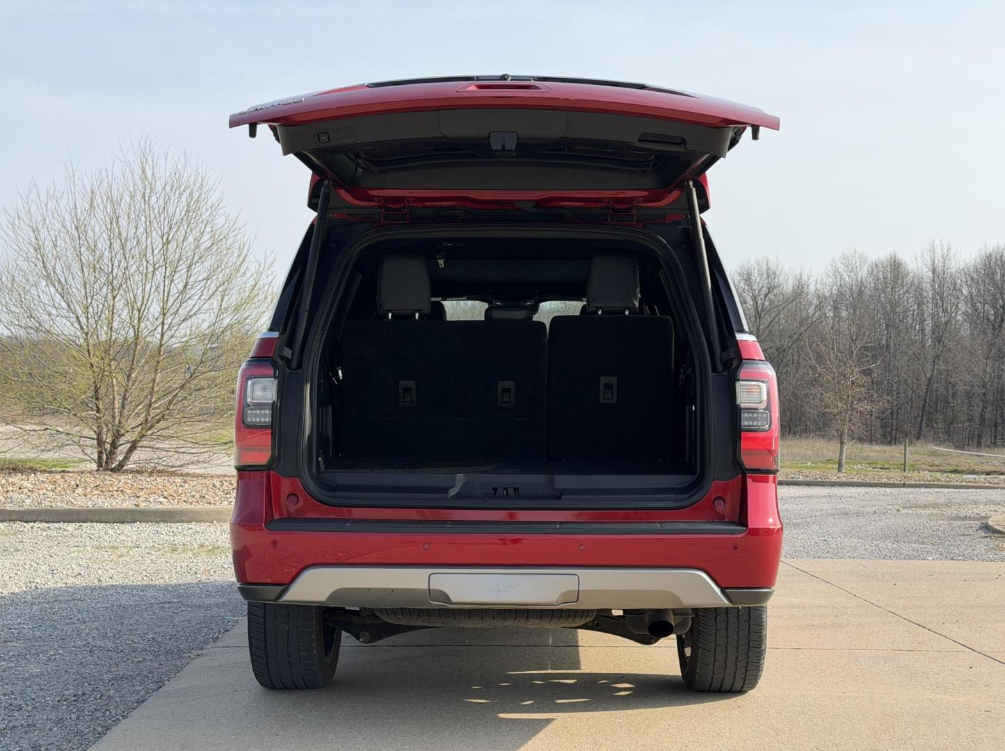 2020 RED /Black Ford Expedition Limited 4WD (1FMJU2AT2LE) with an 3.5L V6 engine, Automatic transmission, located at 2990 Old Orchard Rd., Jackson, MO, 63755, 37.354214, -89.612106 - 2020 Ford Expedition Limited 1-Owner 149xxx miles 4 Wheel Drive 3.5L V6 Automatic Leather 3rd Row Navigation Power/Heated/Cooled Seats Heated Rear Seats Heated Steering Wheel Backup Camera Sunroof Power Running Boards Bluetooth Remote Start Cruise Power Windows/Locks/Mirrors We ha - Photo#24