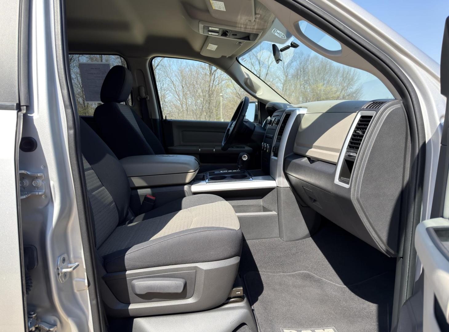 2012 SILVER /Tan Dodge Ram 1500 Big Horn Quad Cab 2WD (1C6RD6GT7CS) with an 5.7L V8 HEMI engine, Automatic transmission, located at 2990 Old Orchard Rd., Jackson, MO, 63755, 37.354214, -89.612106 - 2012 Ram 1500 Big Horn 43xxx miles Rear Wheel Drive 5.7L V8 HEMI Automatic Power Driver Seat Power Running Boards Cruise Power Windows/Locks/Mirrors We have financing available and we accept trades! Fill out a credit application on our website or come by today! If you have any questions, g - Photo#14