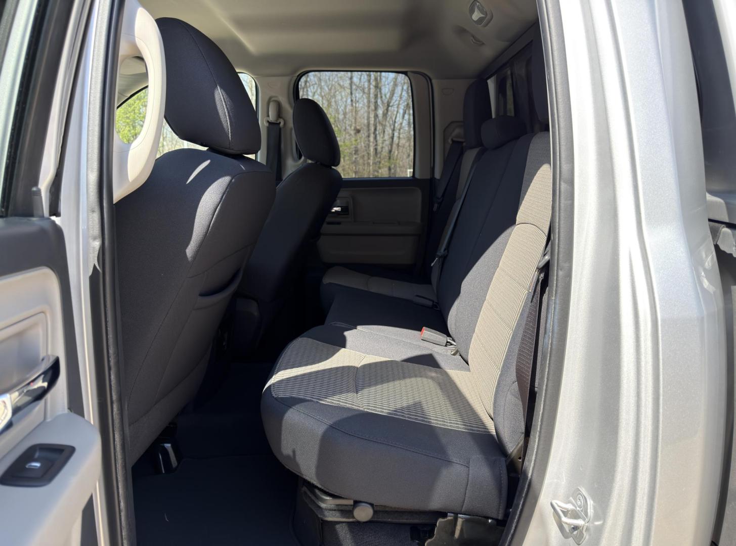 2012 SILVER /Tan Dodge Ram 1500 Big Horn Quad Cab 2WD (1C6RD6GT7CS) with an 5.7L V8 HEMI engine, Automatic transmission, located at 2990 Old Orchard Rd., Jackson, MO, 63755, 37.354214, -89.612106 - 2012 Ram 1500 Big Horn 43xxx miles Rear Wheel Drive 5.7L V8 HEMI Automatic Power Driver Seat Power Running Boards Cruise Power Windows/Locks/Mirrors We have financing available and we accept trades! Fill out a credit application on our website or come by today! If you have any questions, g - Photo#15