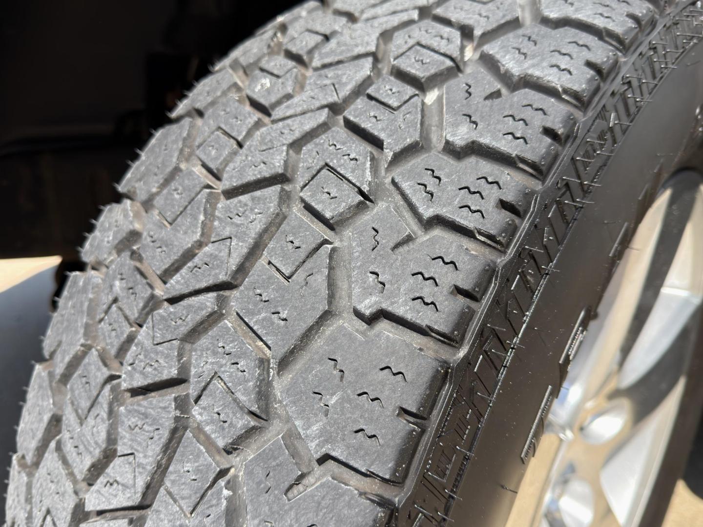 2012 SILVER /Tan Dodge Ram 1500 Big Horn Quad Cab 2WD (1C6RD6GT7CS) with an 5.7L V8 HEMI engine, Automatic transmission, located at 2990 Old Orchard Rd., Jackson, MO, 63755, 37.354214, -89.612106 - 2012 Ram 1500 Big Horn 43xxx miles Rear Wheel Drive 5.7L V8 HEMI Automatic Power Driver Seat Power Running Boards Cruise Power Windows/Locks/Mirrors We have financing available and we accept trades! Fill out a credit application on our website or come by today! If you have any questions, g - Photo#30