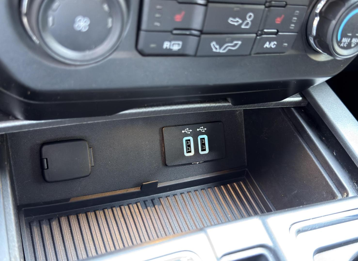 2016 BLACK /Black Ford F-150 XLT SuperCrew 6.5-ft. Bed 4WD (1FTEW1EG7GK) with an 3.5L V6 TURBO engine, Automatic transmission, located at 2990 Old Orchard Rd., Jackson, MO, 63755, 37.354214, -89.612106 - 2016 Ford F-150 XLT 157xxx miles 4x4 3.5L V6 Automatic Navigation Backup Camera Power/Heated Seats Bluetooth Remote Start Cruise Power Windows/Locks/Mirrors We have financing available and we accept trades! Fill out a credit application on our website or come by today! If you have any q - Photo#29