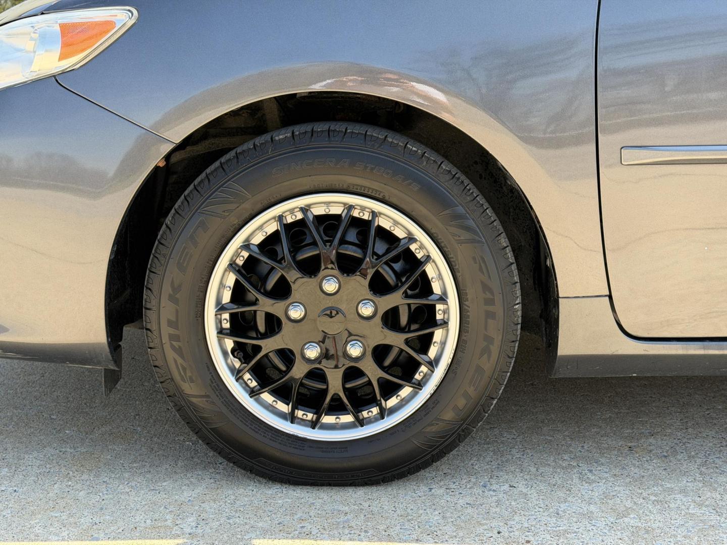 2010 GRAY /Gray Toyota Corolla LE (1NXBU4EE5AZ) with an 1.8L 4 Cyl. engine, Automatic transmission, located at 2990 Old Orchard Rd., Jackson, MO, 63755, 37.354214, -89.612106 - 2010 Toyota Corolla LE 139xxx miles Front Wheel Drive 1.8L 4 Cyl. Automatic Bluetooth Cruise Power Windows/Locks/Mirrors We have financing available and we accept trades! Fill out a credit application on our website or come by today! If you have any questions, give us a call at (573) 204-77 - Photo#30