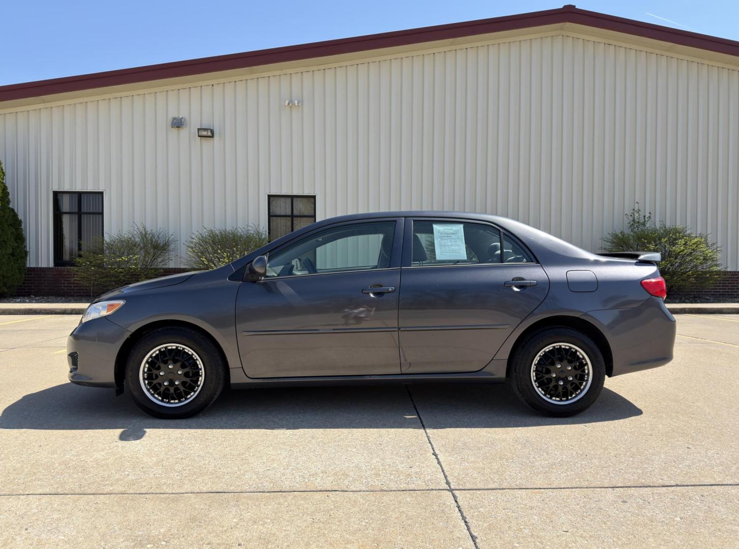 2010 GRAY /Gray Toyota Corolla LE (1NXBU4EE5AZ) with an 1.8L 4 Cyl. engine, Automatic transmission, located at 2990 Old Orchard Rd., Jackson, MO, 63755, 37.354214, -89.612106 - 2010 Toyota Corolla LE 139xxx miles Front Wheel Drive 1.8L 4 Cyl. Automatic Bluetooth Cruise Power Windows/Locks/Mirrors We have financing available and we accept trades! Fill out a credit application on our website or come by today! If you have any questions, give us a call at (573) 204-77 - Photo#3