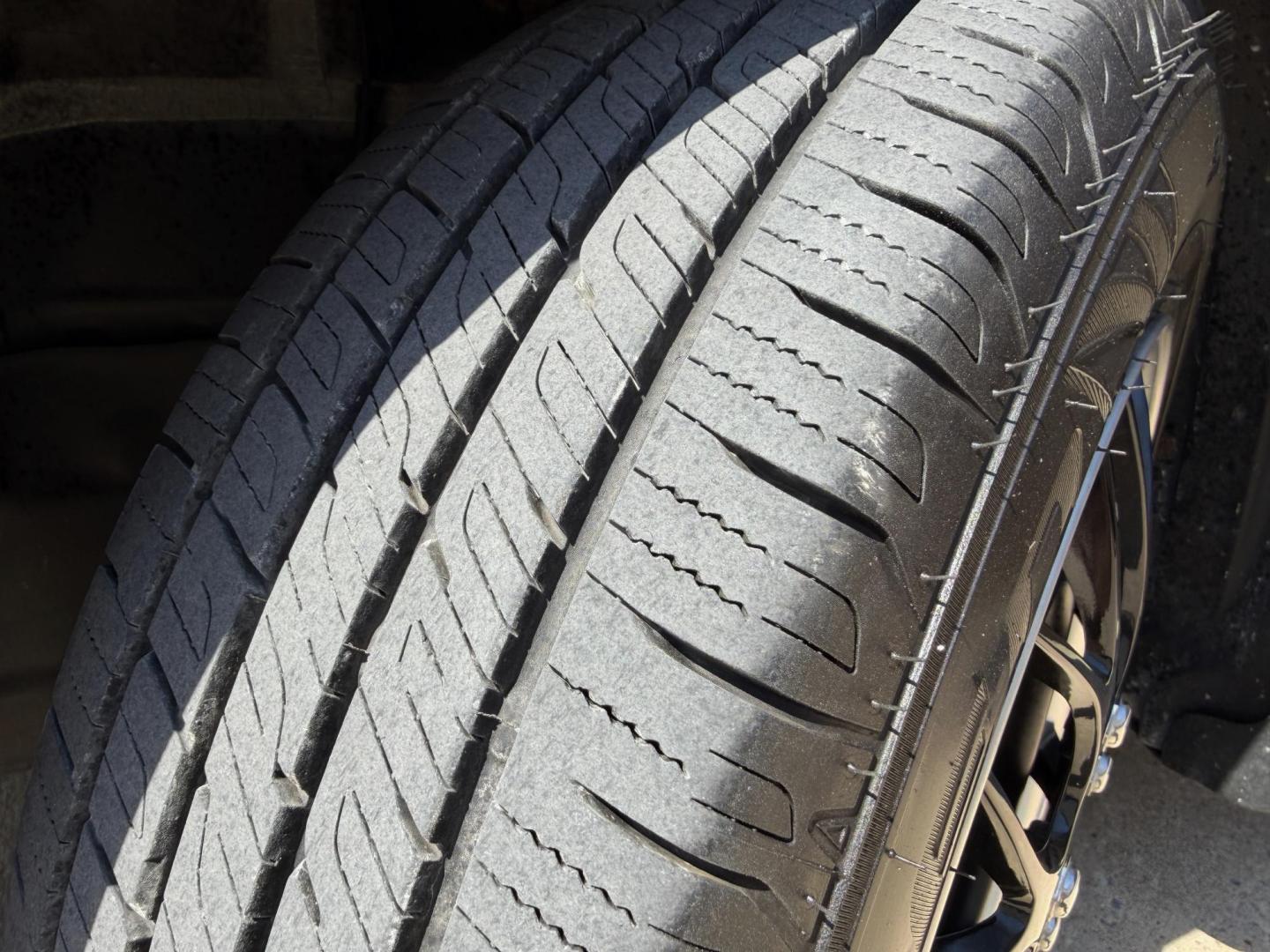 2010 GRAY /Gray Toyota Corolla LE (1NXBU4EE5AZ) with an 1.8L 4 Cyl. engine, Automatic transmission, located at 2990 Old Orchard Rd., Jackson, MO, 63755, 37.354214, -89.612106 - 2010 Toyota Corolla LE 139xxx miles Front Wheel Drive 1.8L 4 Cyl. Automatic Bluetooth Cruise Power Windows/Locks/Mirrors We have financing available and we accept trades! Fill out a credit application on our website or come by today! If you have any questions, give us a call at (573) 204-77 - Photo#29