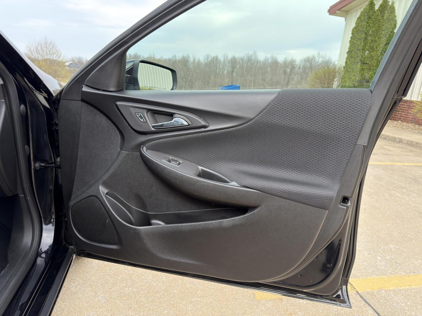 2024 BLACK /Black Chevrolet Malibu 1LT (1G1ZD5ST4RF) with an 1.5L 4 Cyl. engine, Automatic transmission, located at 2990 Old Orchard Rd., Jackson, MO, 63755, 37.354214, -89.612106 - 2024 Chevrolet Malibu LT 39xxx miles Front Wheel Drive 1.5L 4 Cyl. Automatic Backup Camera Power Driver Seat Heated Seats Sunroof Bluetooth Remote Start Cruise Power Windows/Locks/Mirrors We have financing available and we accept trades! Fill out a credit application on our website or c - Photo#16