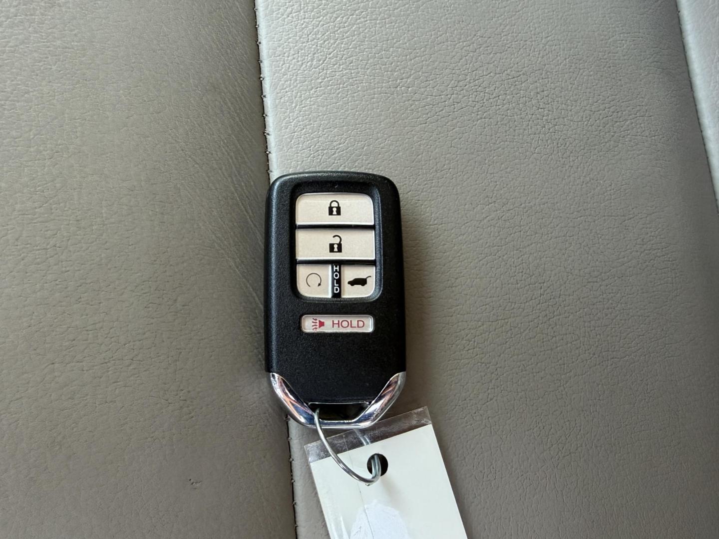 2018 WHITE /Tan Honda Pilot EX-L w/Navigation AWD (5FNYF6H75JB) with an 3.5L V6 engine, Automatic transmission, located at 2990 Old Orchard Rd., Jackson, MO, 63755, 37.354214, -89.612106 - 2018 Honda Pilot EX-L 142xxx miles All Wheel Drive 3.5L V6 Automatic Leather 3rd Row Navigation Power/Heated Seats Backup Camera Sunroof Bluetooth Remote Start Cruise Power Windows/Locks/Mirrors We have financing available and we accept trades! Fill out a credit application on our web - Photo#8