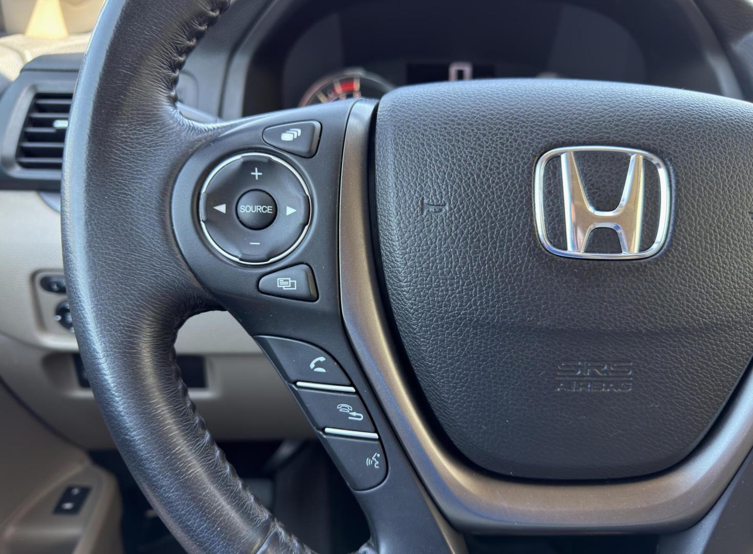 2018 WHITE /Tan Honda Pilot EX-L w/Navigation AWD (5FNYF6H75JB) with an 3.5L V6 engine, Automatic transmission, located at 2990 Old Orchard Rd., Jackson, MO, 63755, 37.354214, -89.612106 - 2018 Honda Pilot EX-L 142xxx miles All Wheel Drive 3.5L V6 Automatic Leather 3rd Row Navigation Power/Heated Seats Backup Camera Sunroof Bluetooth Remote Start Cruise Power Windows/Locks/Mirrors We have financing available and we accept trades! Fill out a credit application on our web - Photo#28