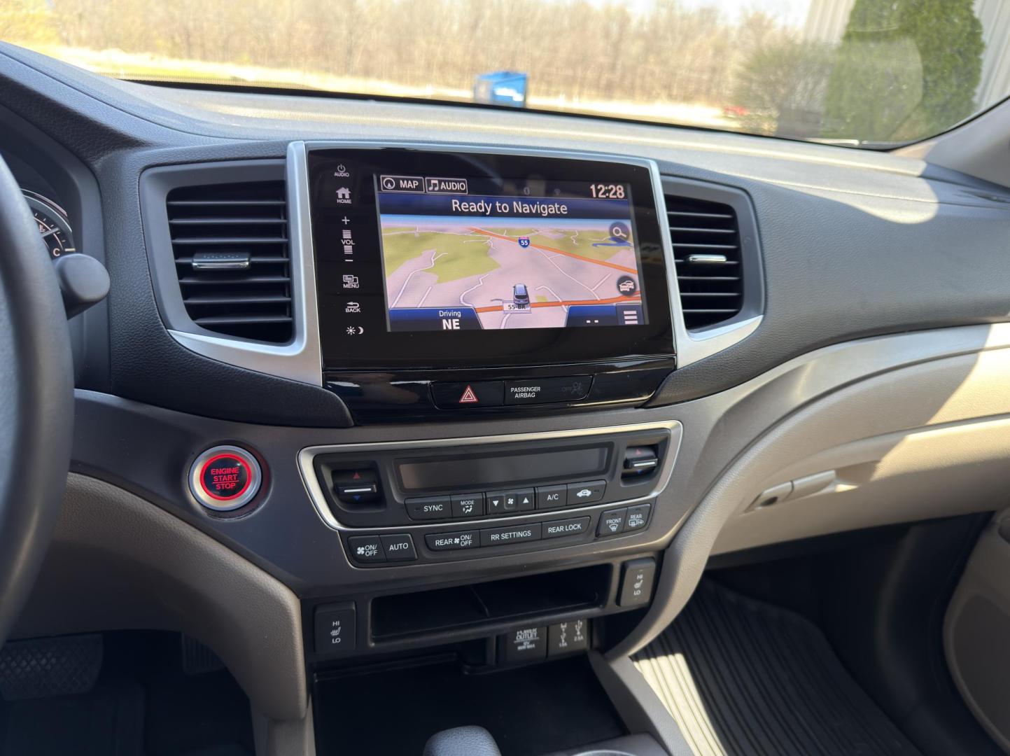 2018 WHITE /Tan Honda Pilot EX-L w/Navigation AWD (5FNYF6H75JB) with an 3.5L V6 engine, Automatic transmission, located at 2990 Old Orchard Rd., Jackson, MO, 63755, 37.354214, -89.612106 - 2018 Honda Pilot EX-L 142xxx miles All Wheel Drive 3.5L V6 Automatic Leather 3rd Row Navigation Power/Heated Seats Backup Camera Sunroof Bluetooth Remote Start Cruise Power Windows/Locks/Mirrors We have financing available and we accept trades! Fill out a credit application on our web - Photo#31