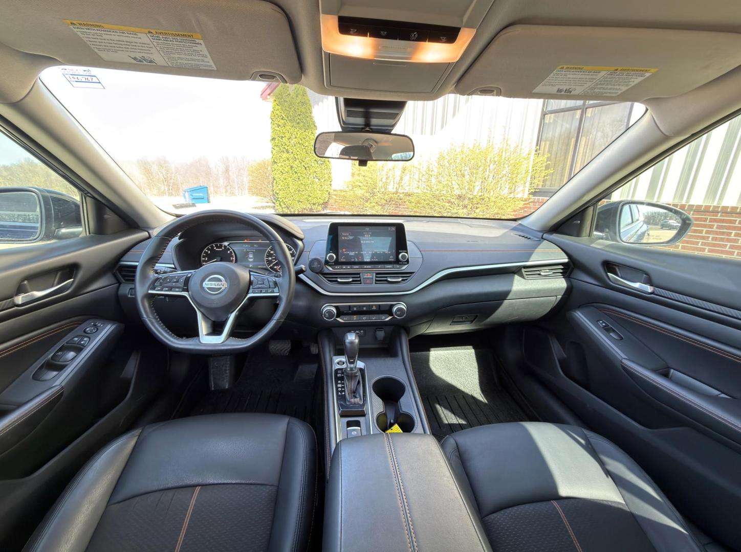 2020 BLUE /Black Nissan Altima 2.5 SR AWD (1N4BL4CW3LC) with an 2.5L 4 Cyl. engine, CVT transmission, located at 2990 Old Orchard Rd., Jackson, MO, 63755, 37.354214, -89.612106 - 2020 Nissan Altima 2.5 SR 1-Owner 101xxx miles All Wheel Drive 2.5L 4 Cyl. Automatic Leather Backup Camera Bluetooth Remote Start Cruise Power Windows/Locks/Mirrors We have financing available and we accept trades! Fill out a credit application on our website or come by today! If you ha - Photo#20