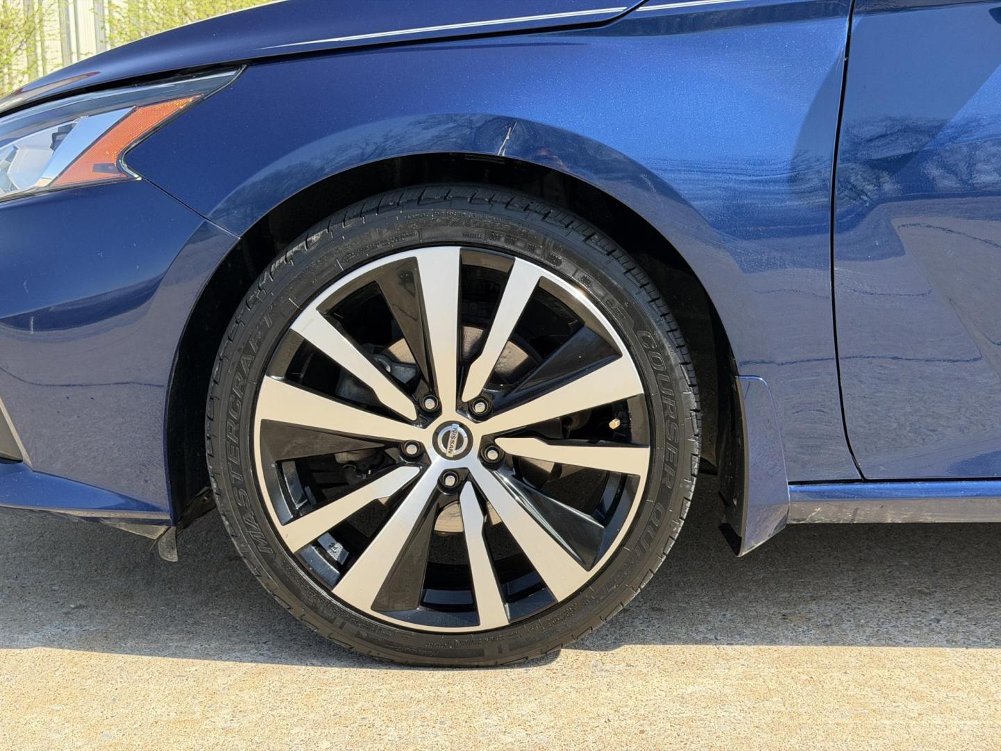 2020 BLUE /Black Nissan Altima 2.5 SR AWD (1N4BL4CW3LC) with an 2.5L 4 Cyl. engine, CVT transmission, located at 2990 Old Orchard Rd., Jackson, MO, 63755, 37.354214, -89.612106 - 2020 Nissan Altima 2.5 SR 1-Owner 101xxx miles All Wheel Drive 2.5L 4 Cyl. Automatic Leather Backup Camera Bluetooth Remote Start Cruise Power Windows/Locks/Mirrors We have financing available and we accept trades! Fill out a credit application on our website or come by today! If you ha - Photo#36