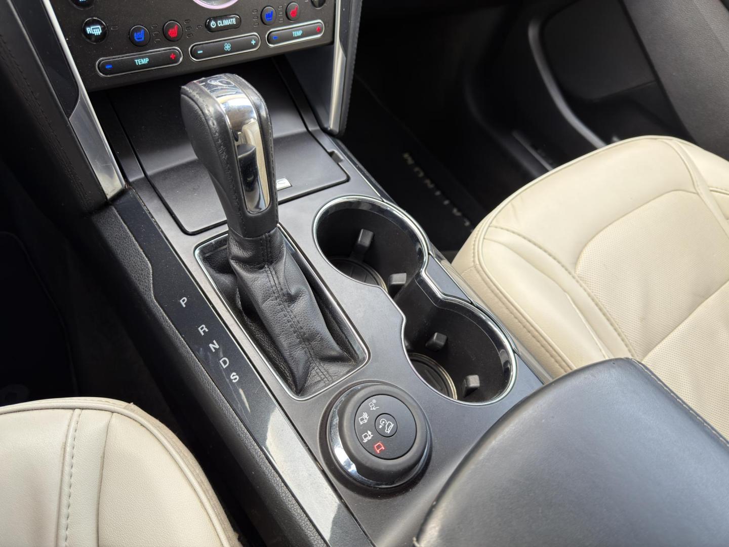 2017 WHITE /Tan Ford Explorer Platinum 4WD (1FM5K8HT1HG) with an 3.5L V6 engine, Automatic transmission, located at 2990 Old Orchard Rd., Jackson, MO, 63755, 37.354214, -89.612106 - 2017 Ford Explorer Platinum 133xxx miles 4 Wheel Drive 3.5L V6 Automatic Leather 3rd Row Navigation Backup Camera Power/Heated/Cooled Seats Heated Rear Seats Sunroof Bluetooth Remote Start Cruise Power Windows/Locks/Mirrors We have financing available and we accept trades! Fill out a - Photo#32