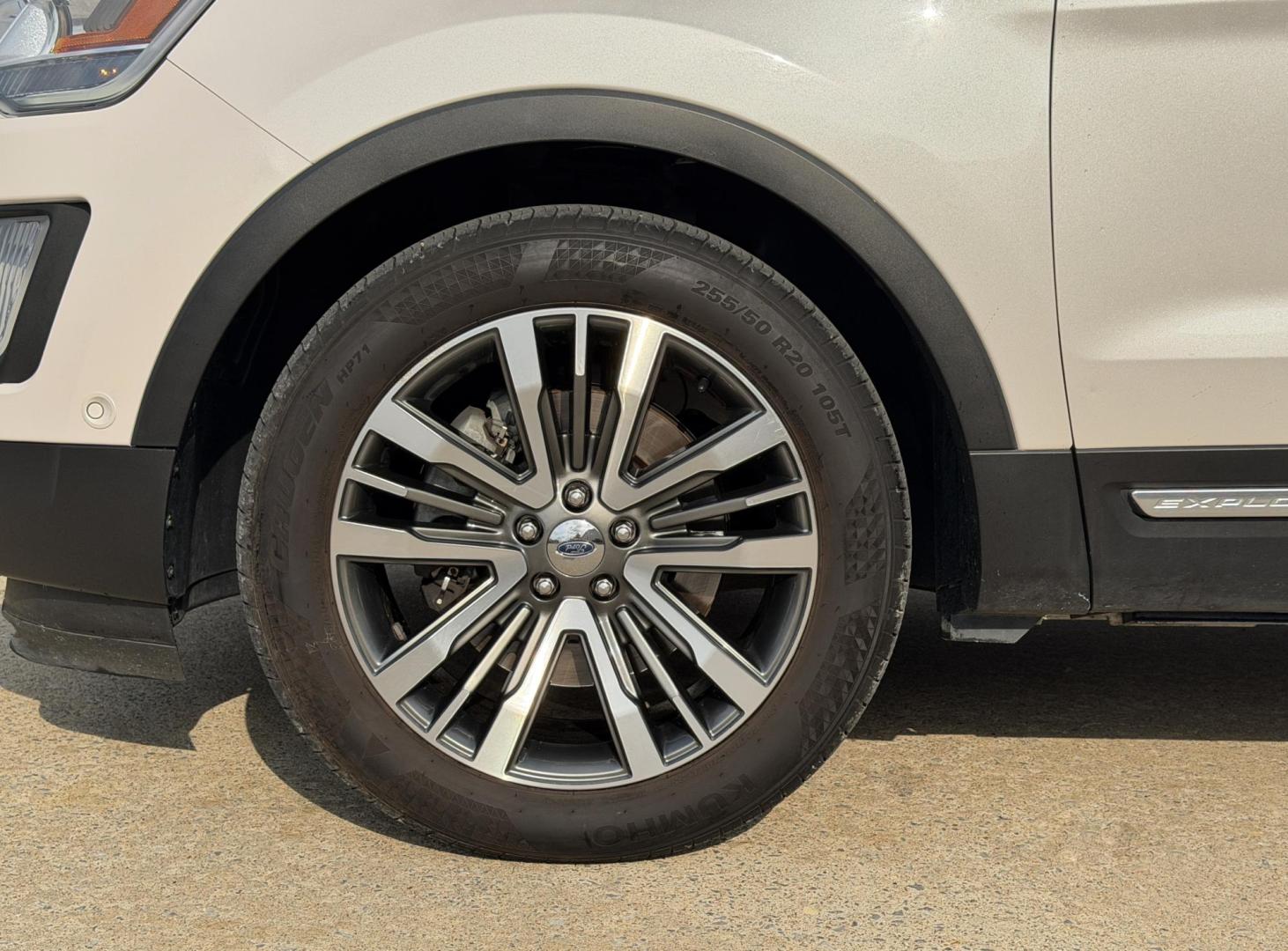 2017 WHITE /Tan Ford Explorer Platinum 4WD (1FM5K8HT1HG) with an 3.5L V6 engine, Automatic transmission, located at 2990 Old Orchard Rd., Jackson, MO, 63755, 37.354214, -89.612106 - 2017 Ford Explorer Platinum 133xxx miles 4 Wheel Drive 3.5L V6 Automatic Leather 3rd Row Navigation Backup Camera Power/Heated/Cooled Seats Heated Rear Seats Sunroof Bluetooth Remote Start Cruise Power Windows/Locks/Mirrors We have financing available and we accept trades! Fill out a - Photo#45