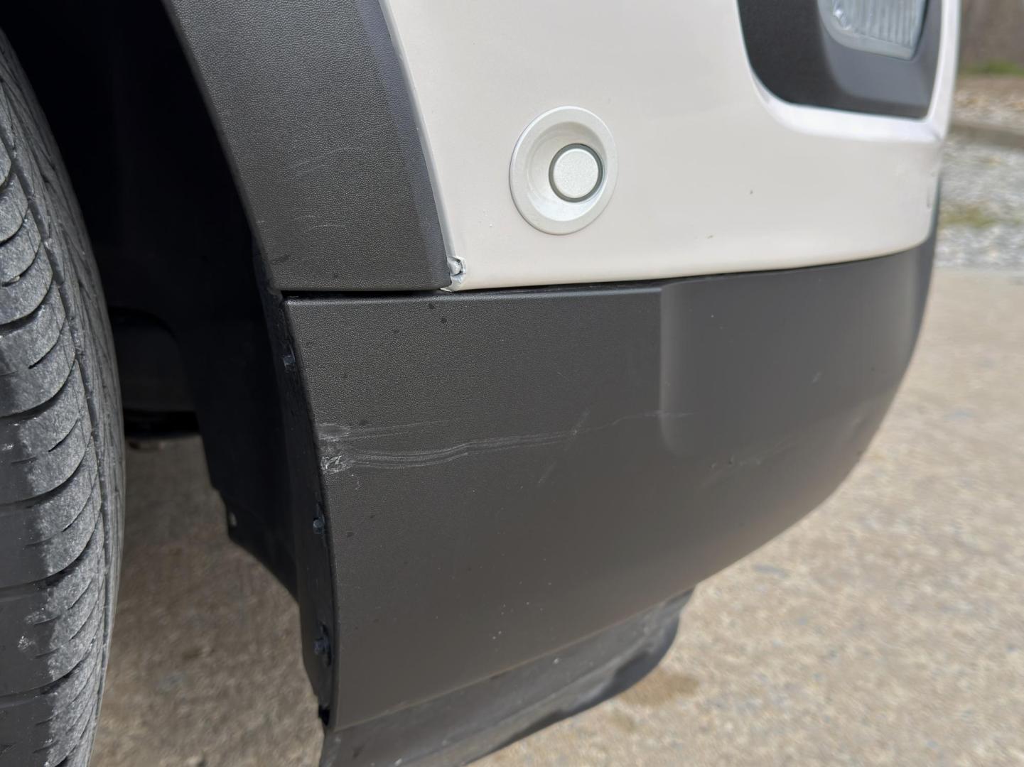 2017 WHITE /Tan Ford Explorer Platinum 4WD (1FM5K8HT1HG) with an 3.5L V6 engine, Automatic transmission, located at 2990 Old Orchard Rd., Jackson, MO, 63755, 37.354214, -89.612106 - 2017 Ford Explorer Platinum 133xxx miles 4 Wheel Drive 3.5L V6 Automatic Leather 3rd Row Navigation Backup Camera Power/Heated/Cooled Seats Heated Rear Seats Sunroof Bluetooth Remote Start Cruise Power Windows/Locks/Mirrors We have financing available and we accept trades! Fill out a - Photo#52