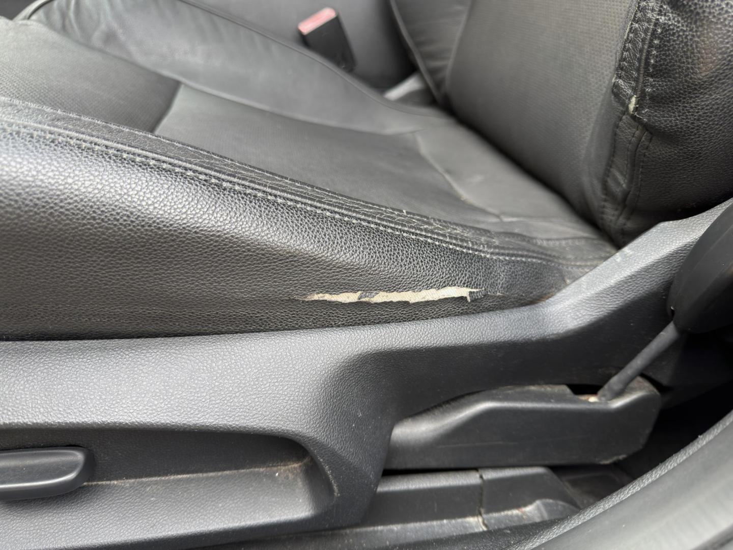 2009 MAROON /Black Pontiac G8 Base (6G2ER577X9L) with an 3.6L V6 engine, Automatic transmission, located at 2990 Old Orchard Rd., Jackson, MO, 63755, 37.354214, -89.612106 - 2009 Pontiac G8 82xxx miles Rear Wheel Drive 3.6L V6 Automatic Leather Power/Heated Seats Sunroof Remote Start Cruise Power Windows/Locks/Mirrors We have financing available and we accept trades! Fill out a credit application on our website or come by today! If you have any questions, gi - Photo#40