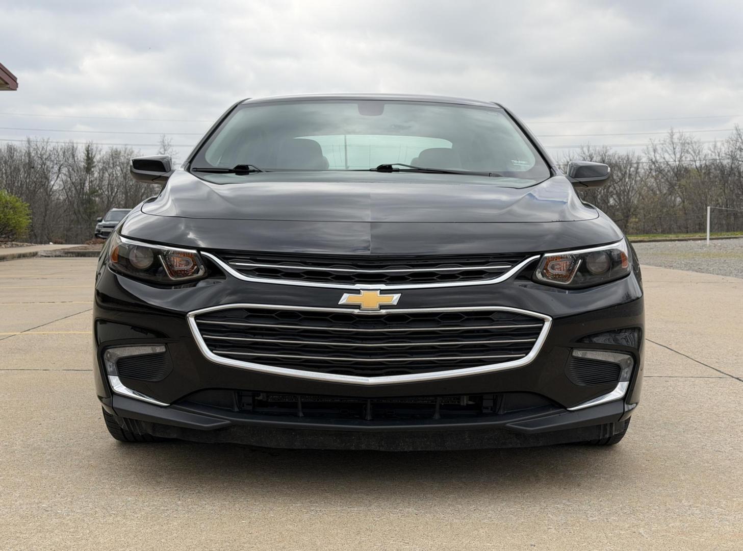 2018 BLACK /Gray Chevrolet Malibu LT (1G1ZD5ST5JF) with an 1.5L 4 Cyl. engine, Automatic transmission, located at 2990 Old Orchard Rd., Jackson, MO, 63755, 37.354214, -89.612106 - 2018 Chevrolet Malibu LT 1-Owner 42xxx miles Front Wheel Drive 1.5L 4 Cyl. Automatic Leather Backup Camera Power/Heated Seats Bluetooth Remote Start Cruise Power Windows/Locks/Mirrors We have financing available and we accept trades! Fill out a credit application on our website or come - Photo#13