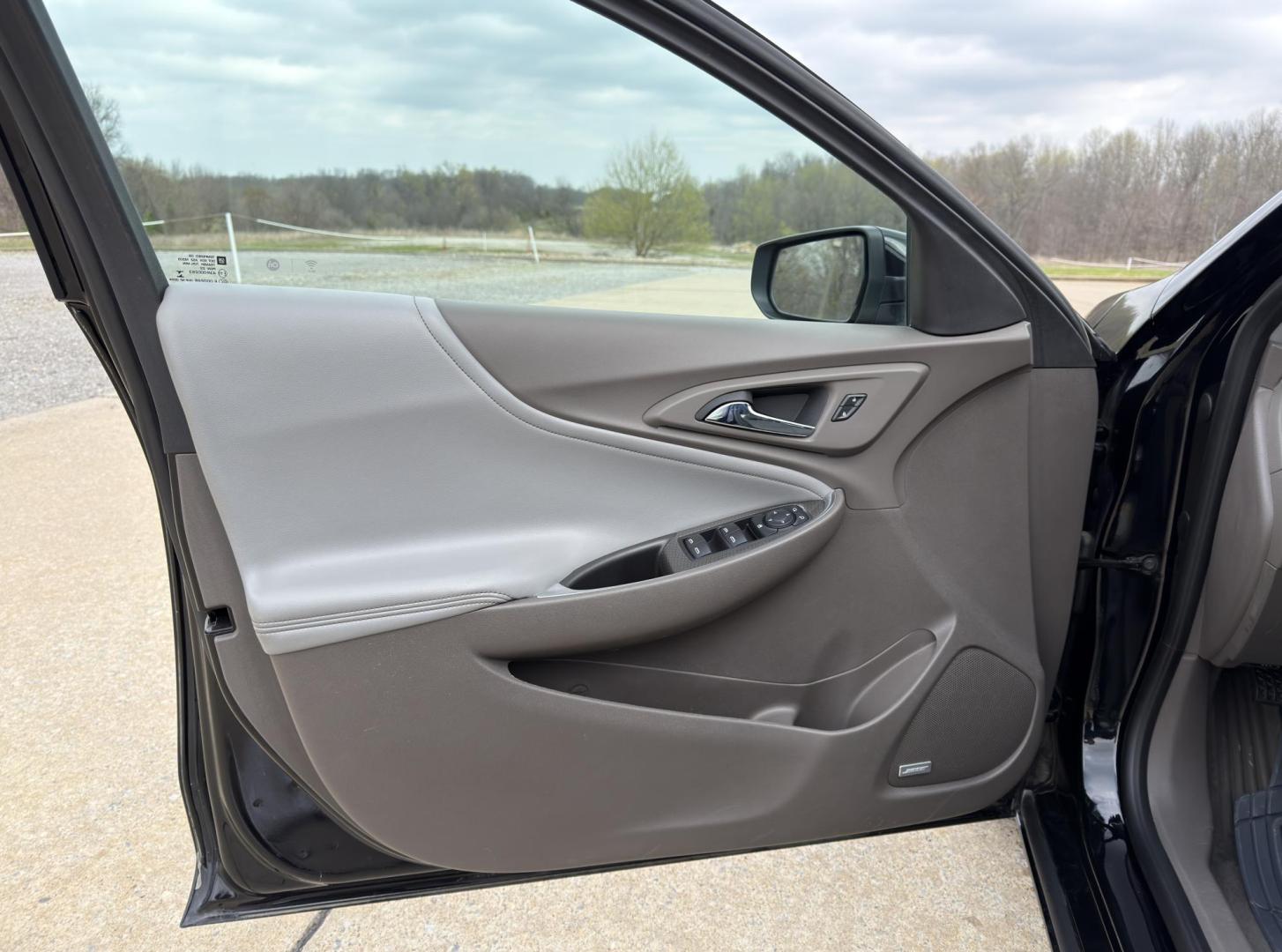 2018 BLACK /Gray Chevrolet Malibu LT (1G1ZD5ST5JF) with an 1.5L 4 Cyl. engine, Automatic transmission, located at 2990 Old Orchard Rd., Jackson, MO, 63755, 37.354214, -89.612106 - 2018 Chevrolet Malibu LT 1-Owner 42xxx miles Front Wheel Drive 1.5L 4 Cyl. Automatic Leather Backup Camera Power/Heated Seats Bluetooth Remote Start Cruise Power Windows/Locks/Mirrors We have financing available and we accept trades! Fill out a credit application on our website or come - Photo#14