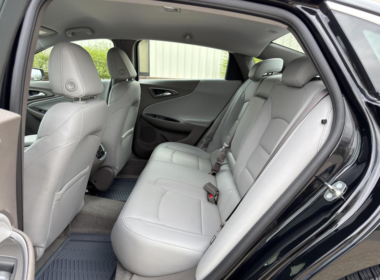 2018 BLACK /Gray Chevrolet Malibu LT (1G1ZD5ST5JF) with an 1.5L 4 Cyl. engine, Automatic transmission, located at 2990 Old Orchard Rd., Jackson, MO, 63755, 37.354214, -89.612106 - 2018 Chevrolet Malibu LT 1-Owner 42xxx miles Front Wheel Drive 1.5L 4 Cyl. Automatic Leather Backup Camera Power/Heated Seats Bluetooth Remote Start Cruise Power Windows/Locks/Mirrors We have financing available and we accept trades! Fill out a credit application on our website or come - Photo#18