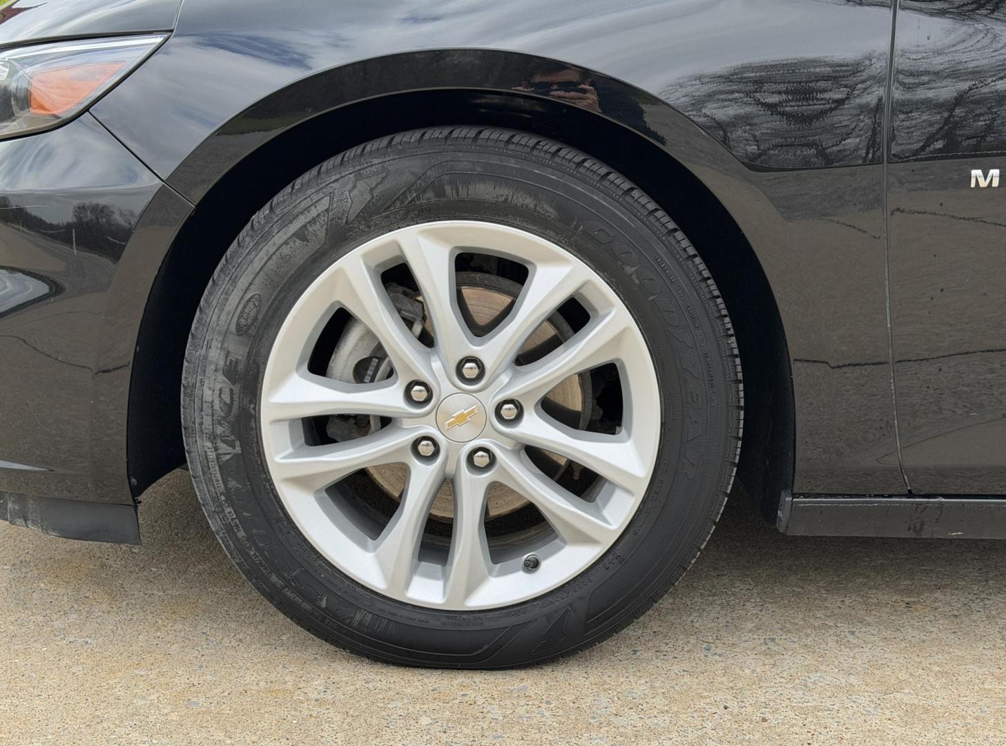 2018 BLACK /Gray Chevrolet Malibu LT (1G1ZD5ST5JF) with an 1.5L 4 Cyl. engine, Automatic transmission, located at 2990 Old Orchard Rd., Jackson, MO, 63755, 37.354214, -89.612106 - 2018 Chevrolet Malibu LT 1-Owner 42xxx miles Front Wheel Drive 1.5L 4 Cyl. Automatic Leather Backup Camera Power/Heated Seats Bluetooth Remote Start Cruise Power Windows/Locks/Mirrors We have financing available and we accept trades! Fill out a credit application on our website or come - Photo#38