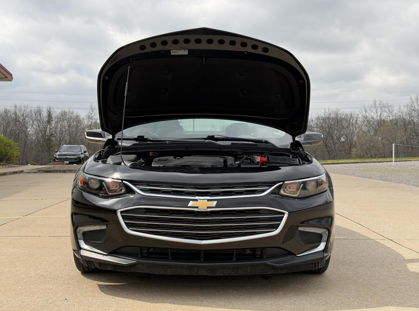 2018 BLACK /Gray Chevrolet Malibu LT (1G1ZD5ST5JF) with an 1.5L 4 Cyl. engine, Automatic transmission, located at 2990 Old Orchard Rd., Jackson, MO, 63755, 37.354214, -89.612106 - 2018 Chevrolet Malibu LT 1-Owner 42xxx miles Front Wheel Drive 1.5L 4 Cyl. Automatic Leather Backup Camera Power/Heated Seats Bluetooth Remote Start Cruise Power Windows/Locks/Mirrors We have financing available and we accept trades! Fill out a credit application on our website or come - Photo#35