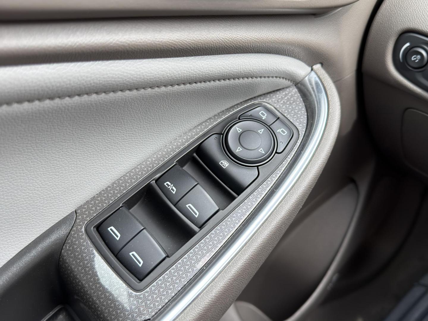 2018 BLACK /Gray Chevrolet Malibu LT (1G1ZD5ST5JF) with an 1.5L 4 Cyl. engine, Automatic transmission, located at 2990 Old Orchard Rd., Jackson, MO, 63755, 37.354214, -89.612106 - 2018 Chevrolet Malibu LT 1-Owner 42xxx miles Front Wheel Drive 1.5L 4 Cyl. Automatic Leather Backup Camera Power/Heated Seats Bluetooth Remote Start Cruise Power Windows/Locks/Mirrors We have financing available and we accept trades! Fill out a credit application on our website or come - Photo#31