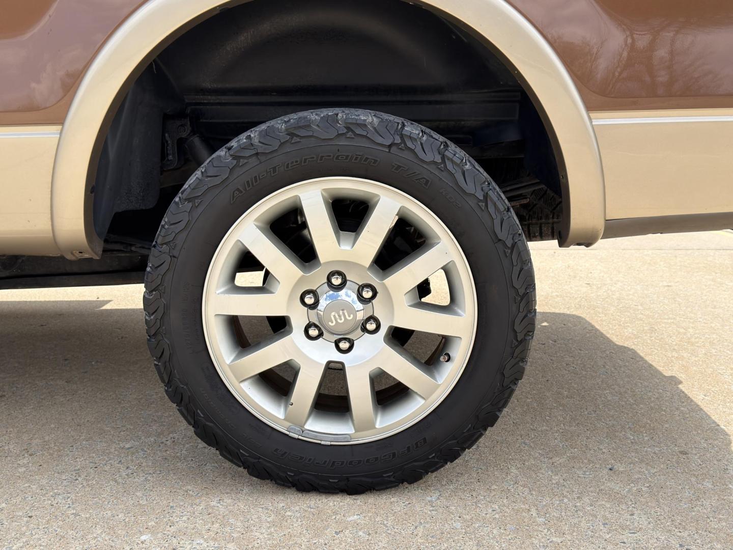 2012 Bronze /Brown Ford F-150 King Ranch SuperCrew 5.5-ft. Bed 4WD (1FTFW1ET0CK) with an 3.5L V6 TURBO engine, Automatic transmission, located at 2990 Old Orchard Rd., Jackson, MO, 63755, 37.354214, -89.612106 - 2012 Ford F-150 King Ranch 156xxx miles 4x4 3.5L V6 Automatic Leather Navigation Power/Heated Cooled Seats Backup Camera Sunroof Bluetooth Remote Start Cruise Power Windows/Locks/Mirrors We have financing available and we accept trades! Fill out a credit application on our website or c - Photo#41