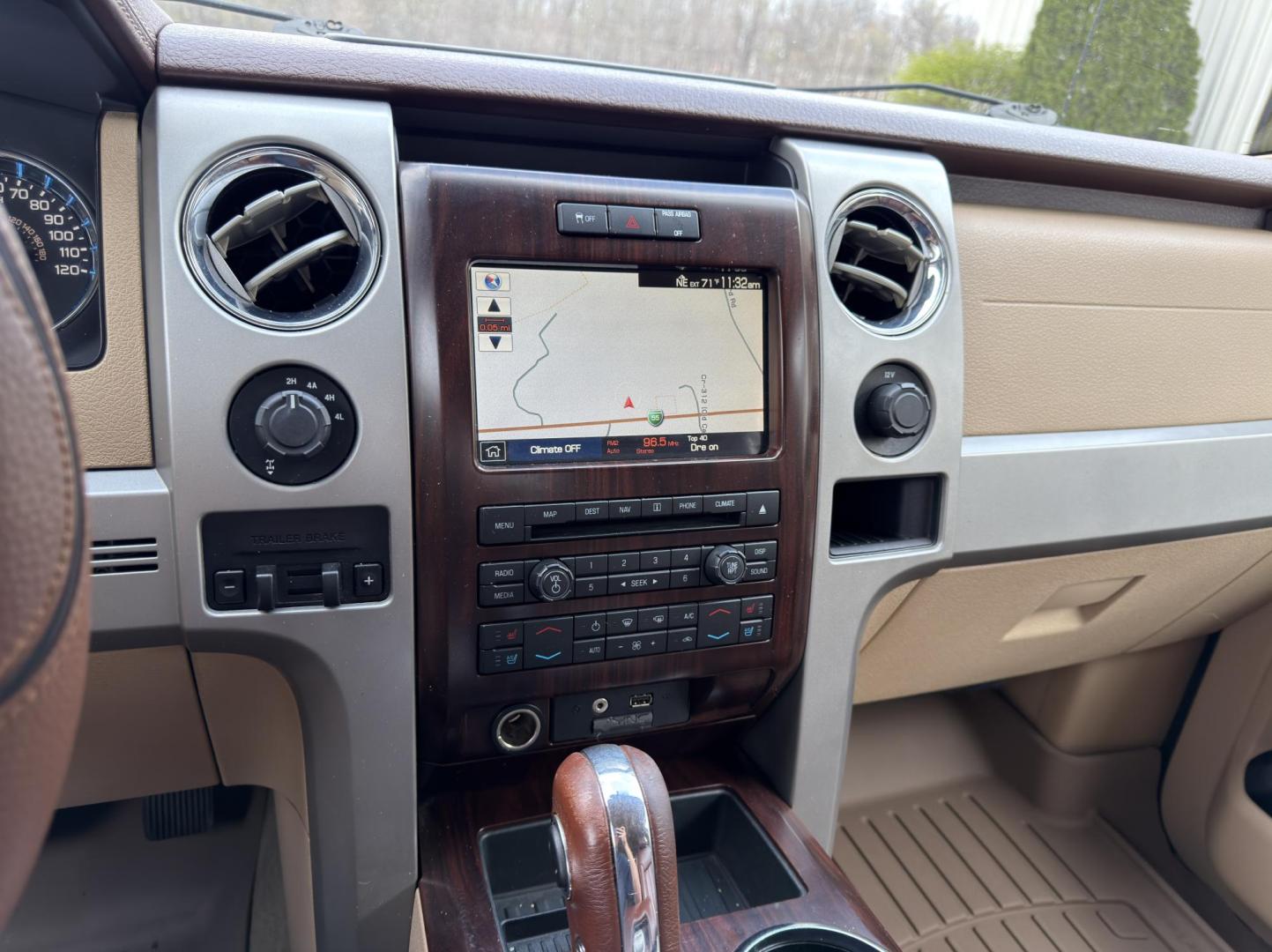 2012 Bronze /Brown Ford F-150 King Ranch SuperCrew 5.5-ft. Bed 4WD (1FTFW1ET0CK) with an 3.5L V6 TURBO engine, Automatic transmission, located at 2990 Old Orchard Rd., Jackson, MO, 63755, 37.354214, -89.612106 - 2012 Ford F-150 King Ranch 156xxx miles 4x4 3.5L V6 Automatic Leather Navigation Power/Heated Cooled Seats Backup Camera Sunroof Bluetooth Remote Start Cruise Power Windows/Locks/Mirrors We have financing available and we accept trades! Fill out a credit application on our website or c - Photo#30