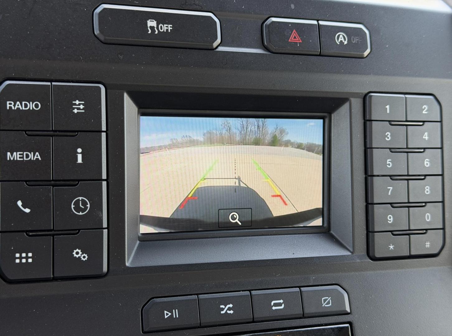 2020 WHITE /Gray Ford F-150 XL SuperCab 8-ft. 2WD (1FTEX1C47LK) with an 3.5L V6 engine, Automatic transmission, located at 2990 Old Orchard Rd., Jackson, MO, 63755, 37.354214, -89.612106 - 2020 Ford F-150 XL 1-Owner 102xxx miles Rear Wheel Drive 3.5L V6 Automatic Backup Camera Bluetooth Cruise Power Windows/Locks/Mirrors We have financing available and we accept trades! Fill out a credit application on our website or come by today! If you have any questions, give us a call - Photo#2