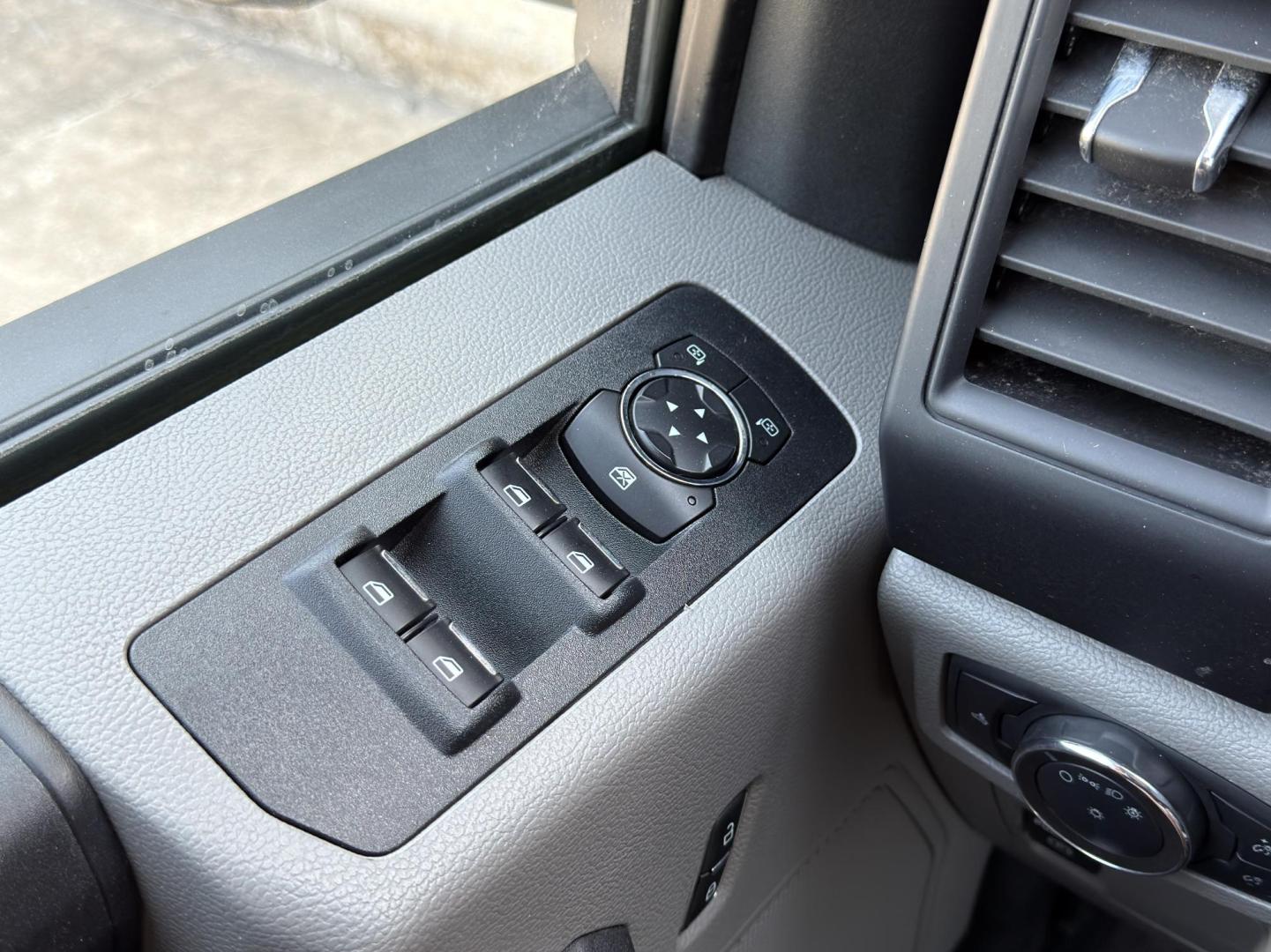 2020 WHITE /Gray Ford F-150 XL SuperCab 8-ft. 2WD (1FTEX1C47LK) with an 3.5L V6 engine, Automatic transmission, located at 2990 Old Orchard Rd., Jackson, MO, 63755, 37.354214, -89.612106 - 2020 Ford F-150 XL 1-Owner 102xxx miles Rear Wheel Drive 3.5L V6 Automatic Backup Camera Bluetooth Cruise Power Windows/Locks/Mirrors We have financing available and we accept trades! Fill out a credit application on our website or come by today! If you have any questions, give us a call - Photo#28