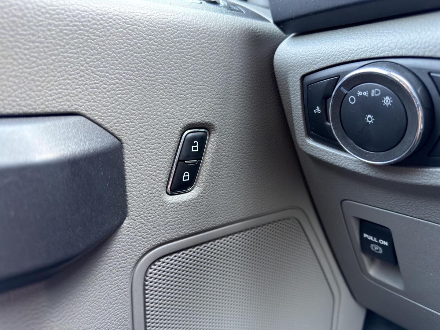 2020 WHITE /Gray Ford F-150 XL SuperCab 8-ft. 2WD (1FTEX1C47LK) with an 3.5L V6 engine, Automatic transmission, located at 2990 Old Orchard Rd., Jackson, MO, 63755, 37.354214, -89.612106 - 2020 Ford F-150 XL 1-Owner 102xxx miles Rear Wheel Drive 3.5L V6 Automatic Backup Camera Bluetooth Cruise Power Windows/Locks/Mirrors We have financing available and we accept trades! Fill out a credit application on our website or come by today! If you have any questions, give us a call - Photo#29