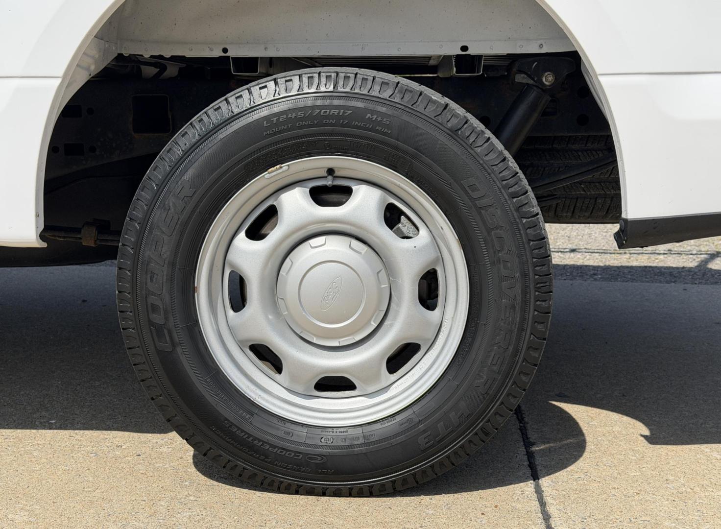 2020 WHITE /Gray Ford F-150 XL SuperCab 8-ft. 2WD (1FTEX1C47LK) with an 3.5L V6 engine, Automatic transmission, located at 2990 Old Orchard Rd., Jackson, MO, 63755, 37.354214, -89.612106 - 2020 Ford F-150 XL 1-Owner 102xxx miles Rear Wheel Drive 3.5L V6 Automatic Backup Camera Bluetooth Cruise Power Windows/Locks/Mirrors We have financing available and we accept trades! Fill out a credit application on our website or come by today! If you have any questions, give us a call - Photo#34