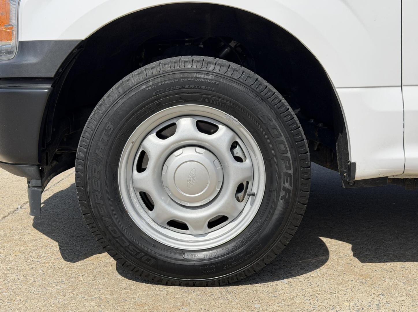 2020 WHITE /Gray Ford F-150 XL SuperCab 8-ft. 2WD (1FTEX1C47LK) with an 3.5L V6 engine, Automatic transmission, located at 2990 Old Orchard Rd., Jackson, MO, 63755, 37.354214, -89.612106 - 2020 Ford F-150 XL 1-Owner 102xxx miles Rear Wheel Drive 3.5L V6 Automatic Backup Camera Bluetooth Cruise Power Windows/Locks/Mirrors We have financing available and we accept trades! Fill out a credit application on our website or come by today! If you have any questions, give us a call - Photo#33